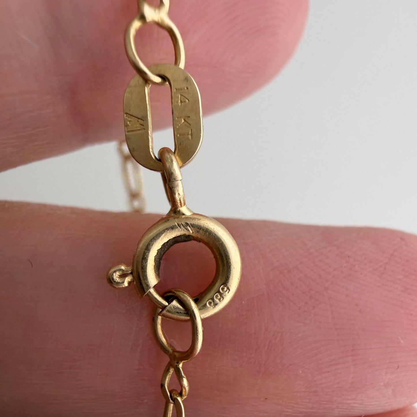 V I N T A G E // everyday figaro / 14k yellow gold dainty figaro link chain necklace / 19.25", 3.2g