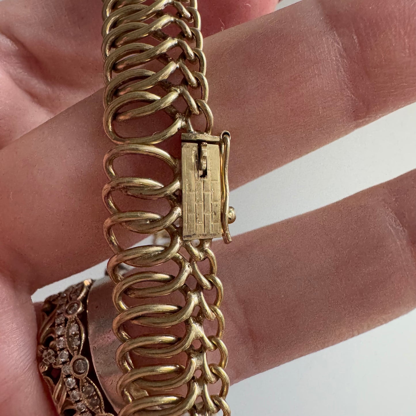 V I N T A G E // cleopatra lace / 14k woven cleopatra style fringe collage necklace / 16.5", 43.7g