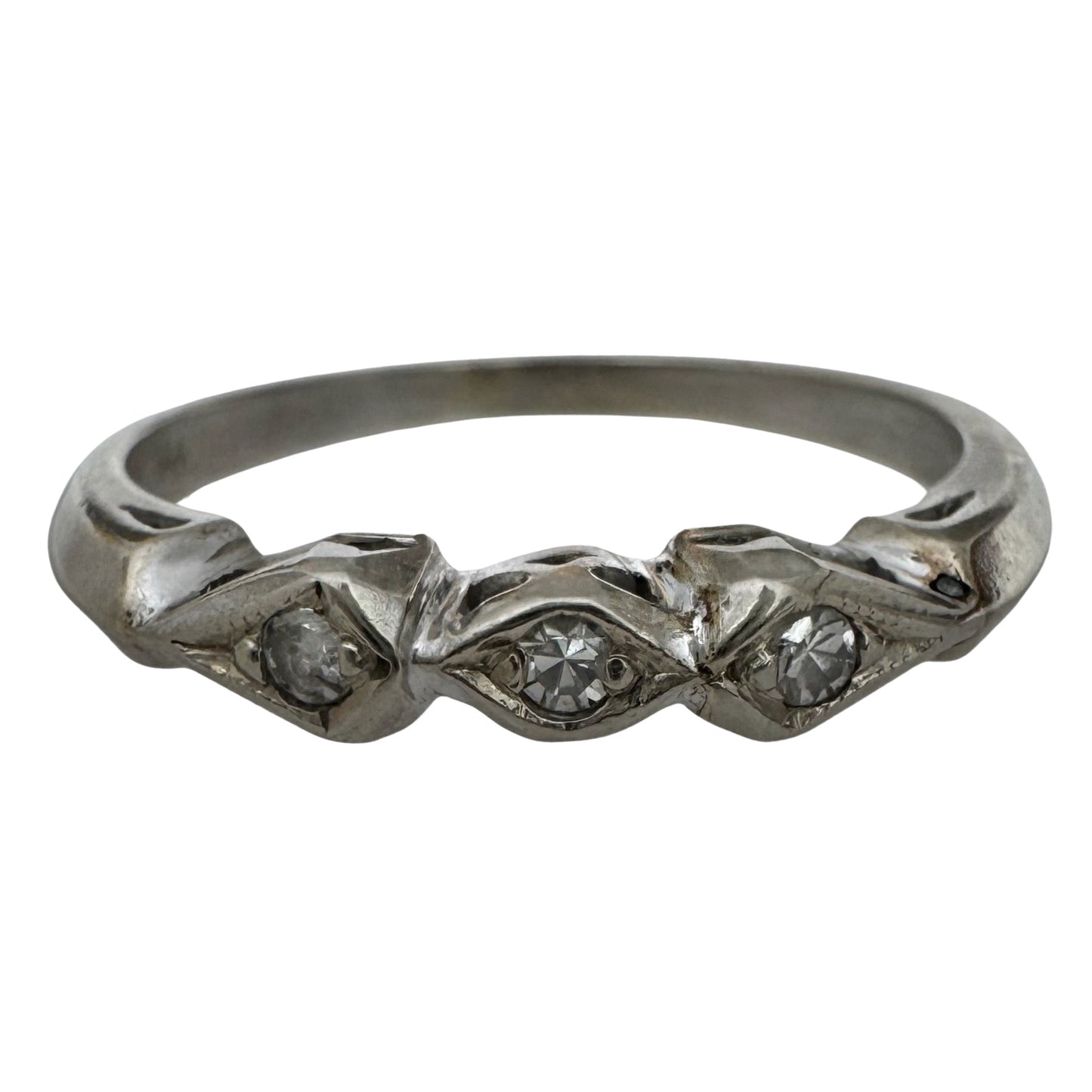 V I N T A G E // eye like / 14k white gold three diamond stacking band / size 6