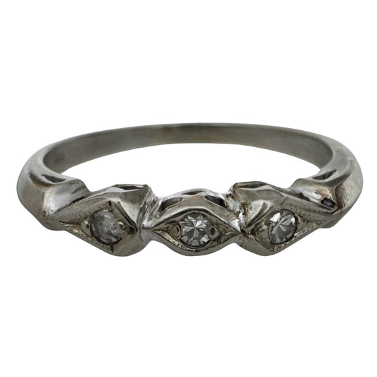 V I N T A G E // eye like / 14k white gold three diamond stacking band / size 6