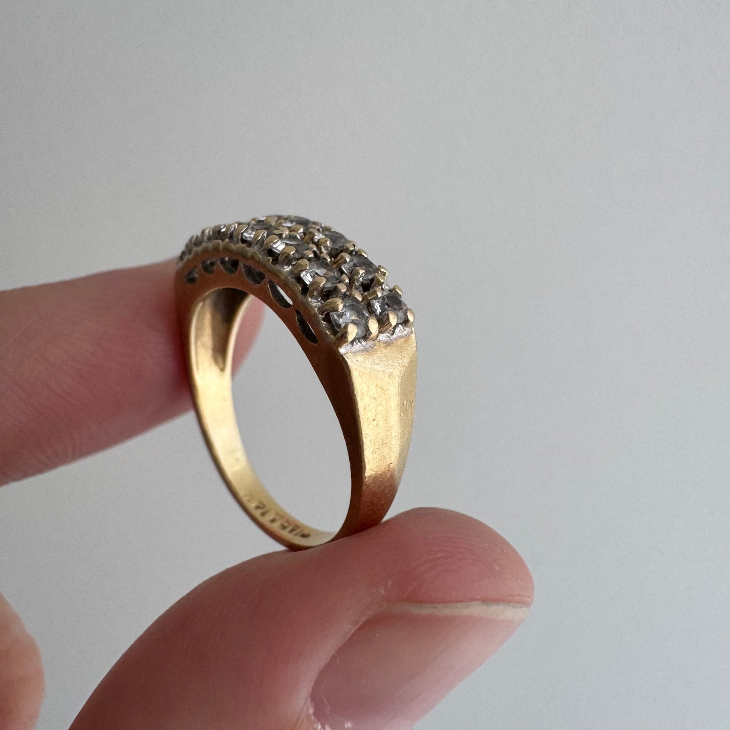 V I N T A G E // crystal clear / 14k yellow pave clear quartz double row stacking band / size 4.75