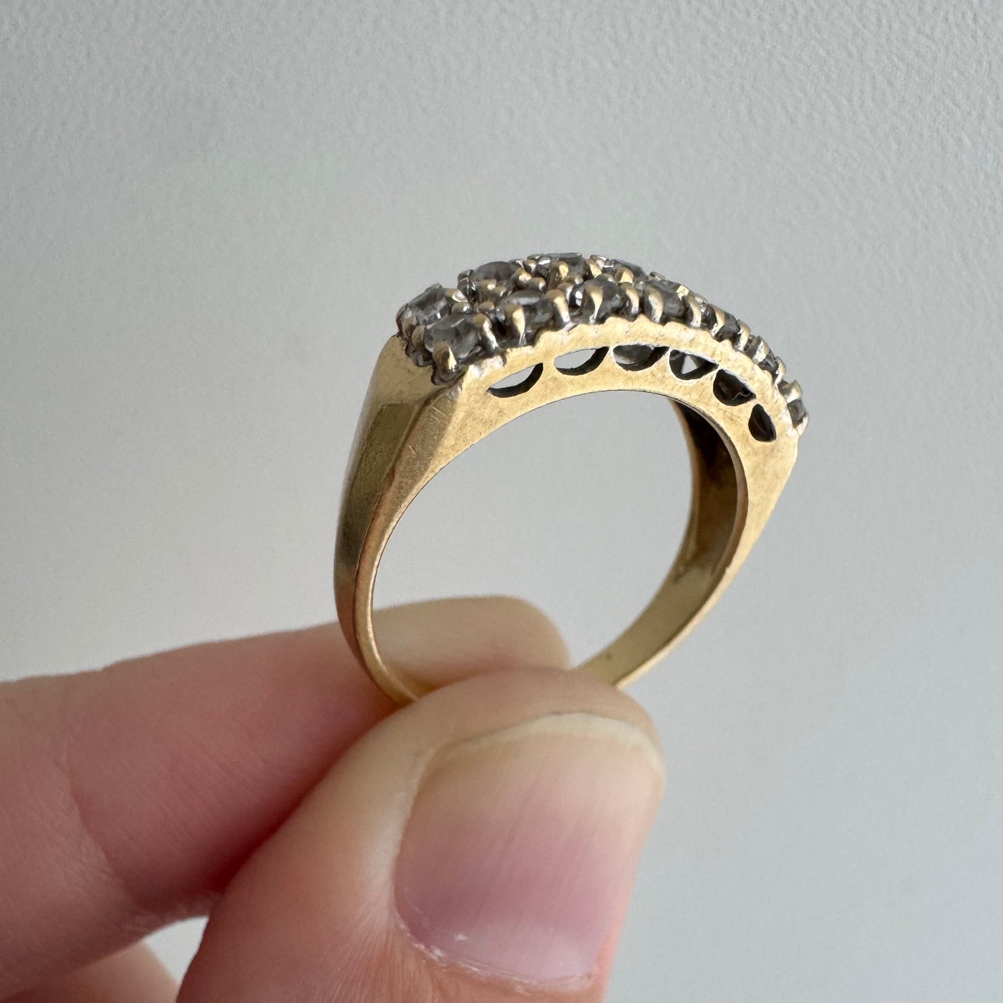 V I N T A G E // crystal clear / 14k yellow pave clear quartz double row stacking band / size 4.75