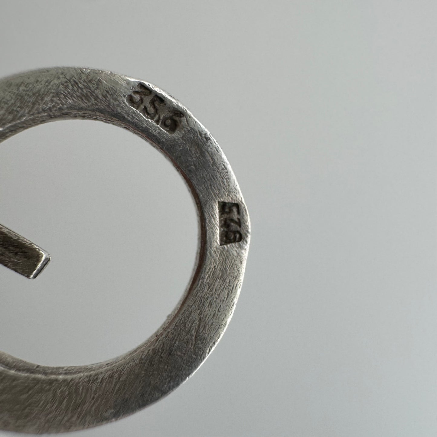 V I N T A G E // infinite nails / sterling silver figure eight horseshoe nail link bracelet / ~7.5", 44.1g