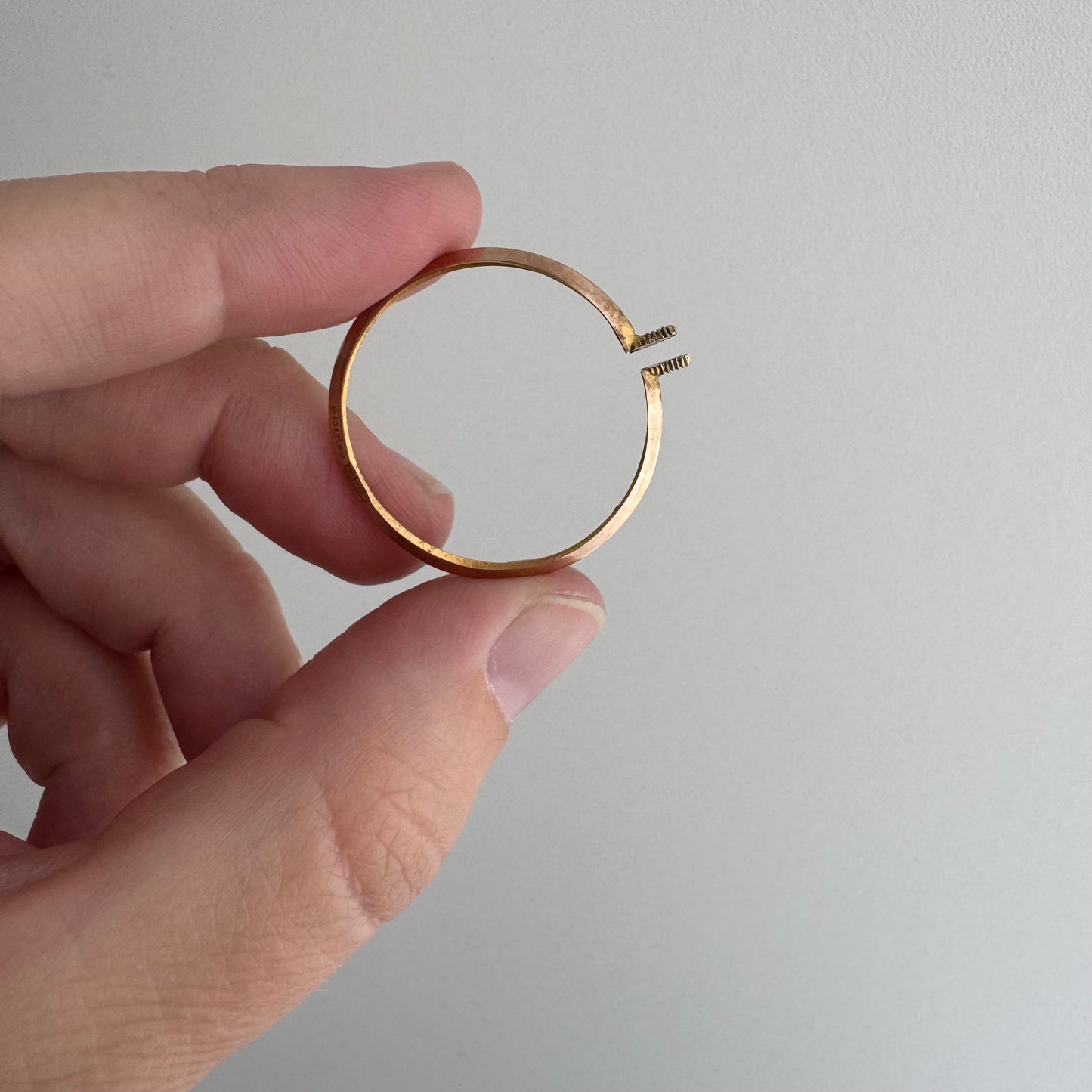 A N T I Q U E // timeless love / 9k 375 British beveled glass gold framed screw top locket / a fob pendant