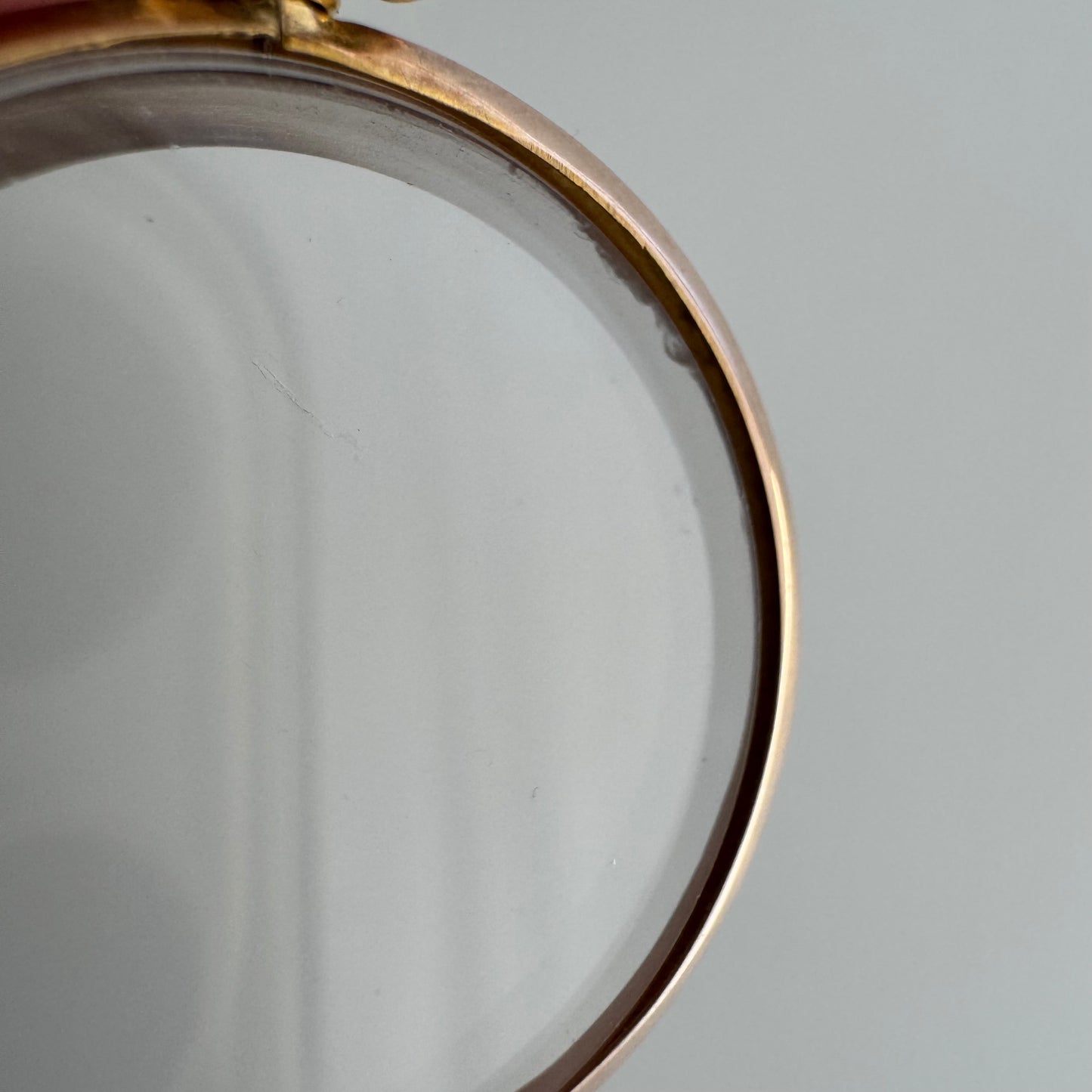 A N T I Q U E // timeless love / 9k 375 British beveled glass gold framed screw top locket / a fob pendant