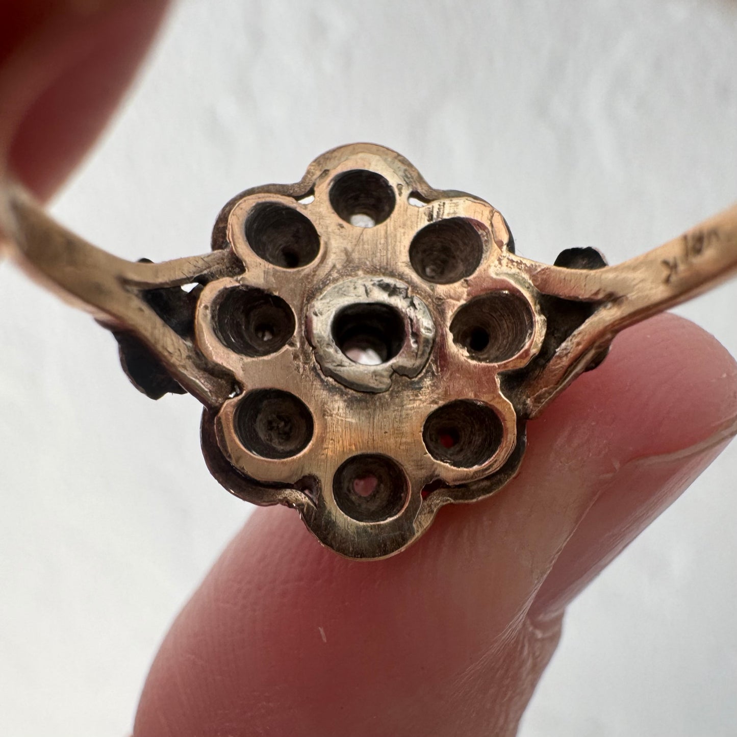 A N T I Q U E // star flower / late Georgian sterling silver topped 18k rose cut diamond celestial daisy cluster ring / size