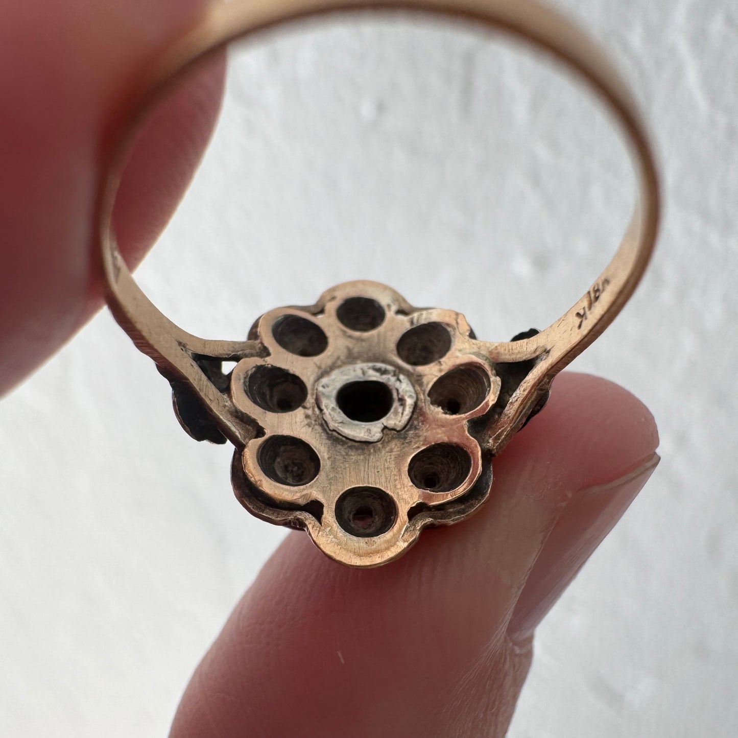 A N T I Q U E // star flower / late Georgian sterling silver topped 18k rose cut diamond celestial daisy cluster ring / size