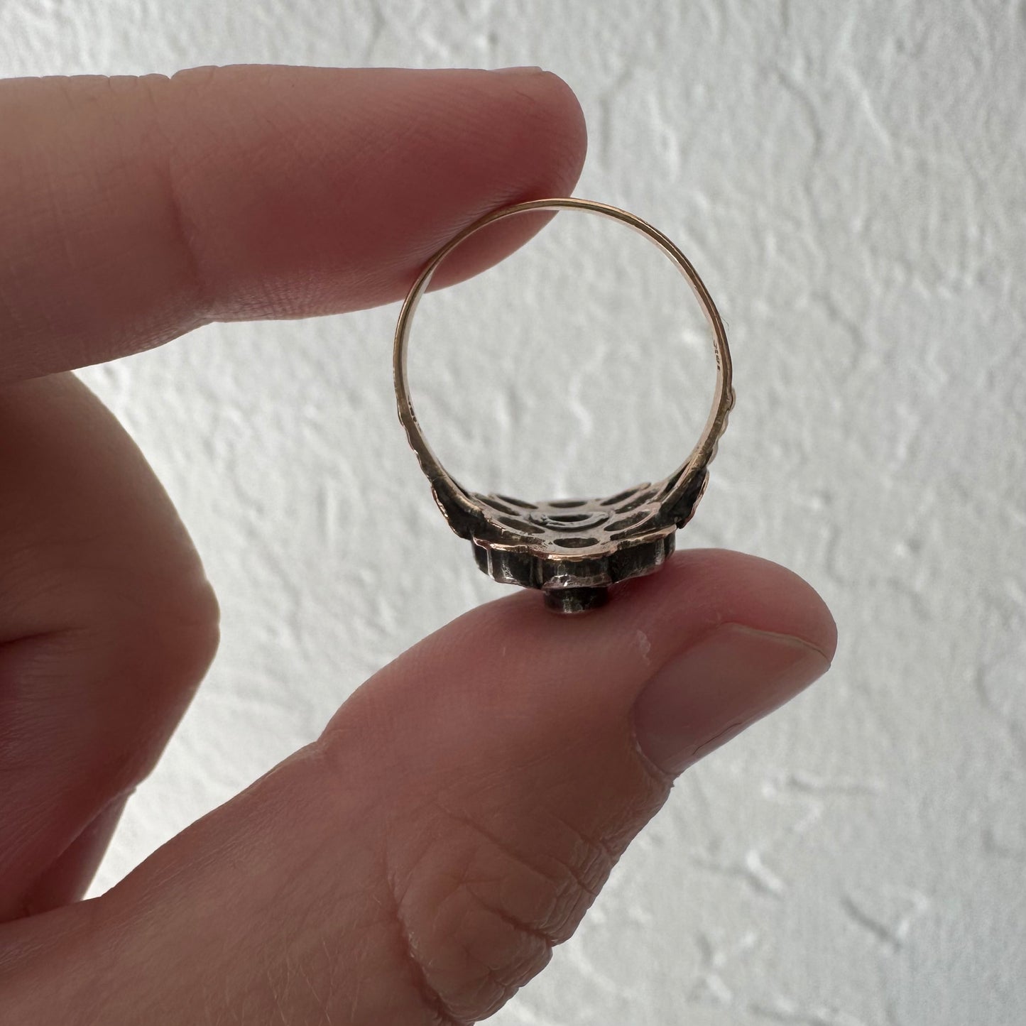 A N T I Q U E // star flower / late Georgian sterling silver topped 18k rose cut diamond celestial daisy cluster ring / size
