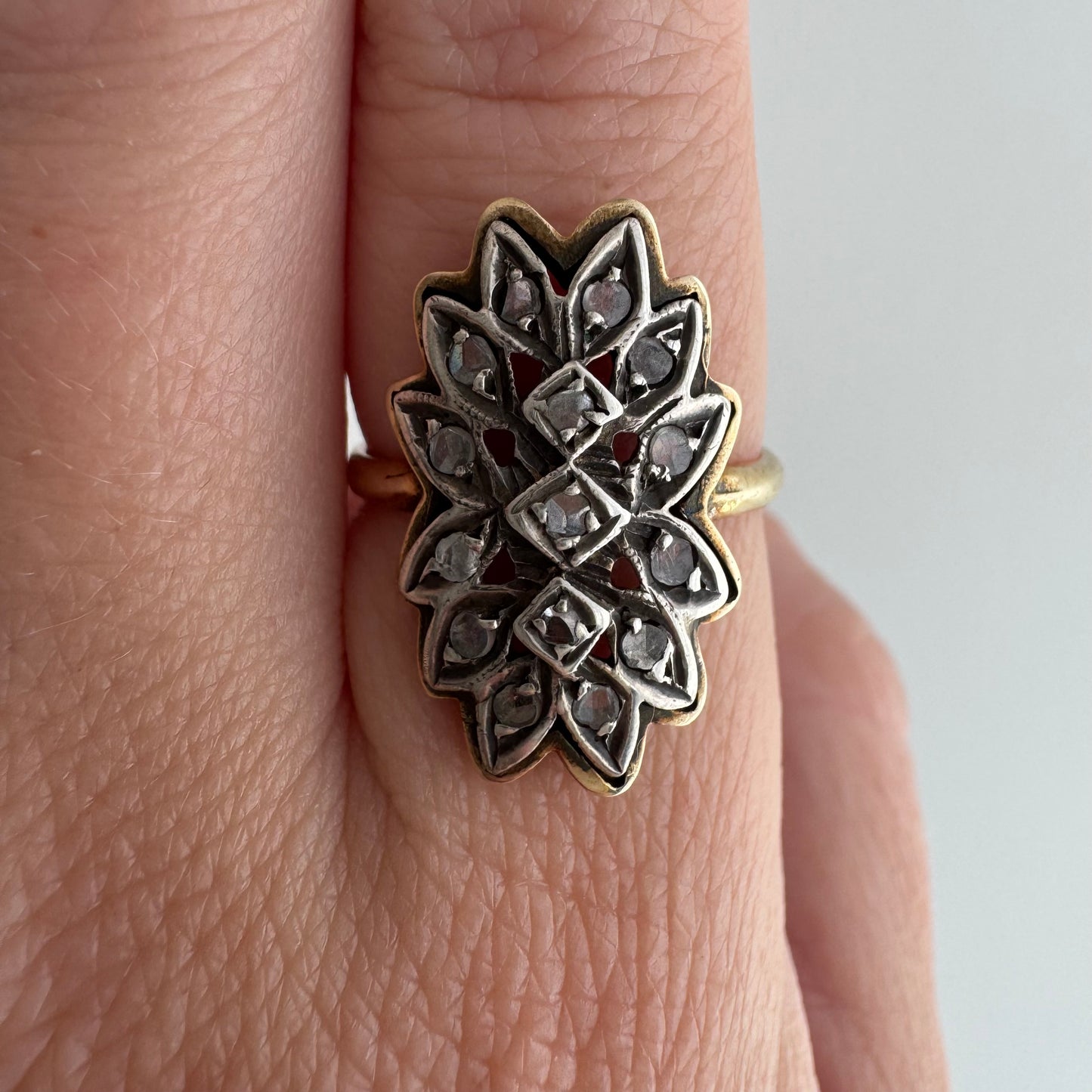 A N T I Q U E // star flower shield / sterling silver topped 14k rose cut diamond celestial daisy cluster shield ring / size 5.75