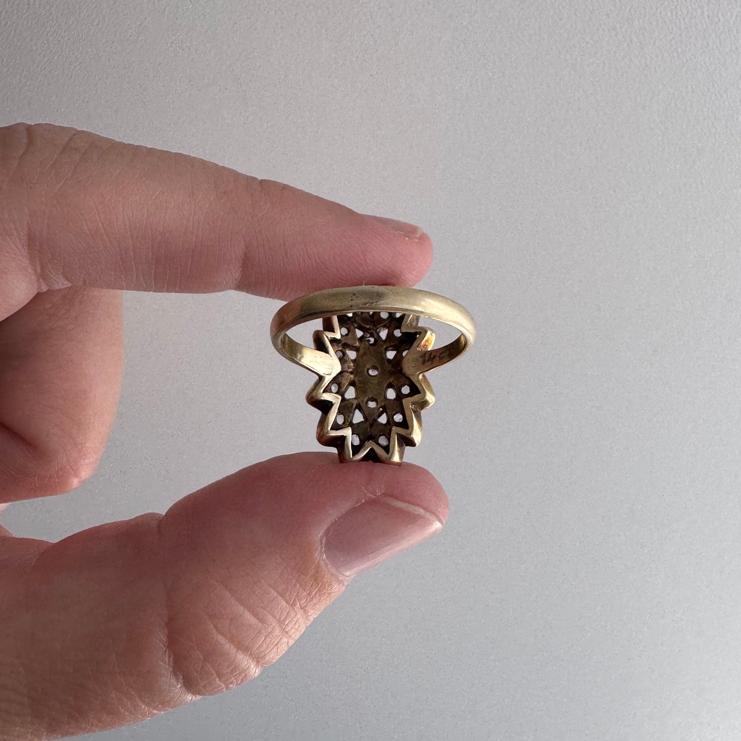 A N T I Q U E // star flower shield / sterling silver topped 14k rose cut diamond celestial daisy cluster shield ring / size 5.75