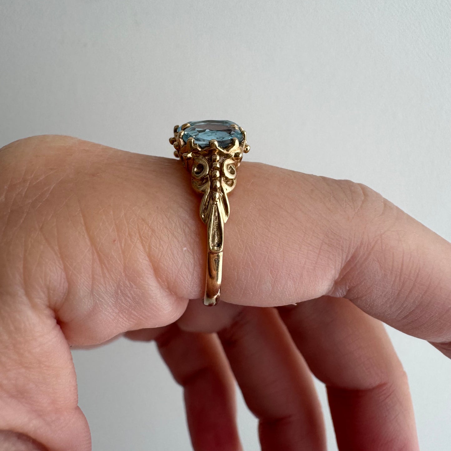 V I N T A G E // blue trilogy / 9k and blue spinel whimsical trilogy ring / size 6.75