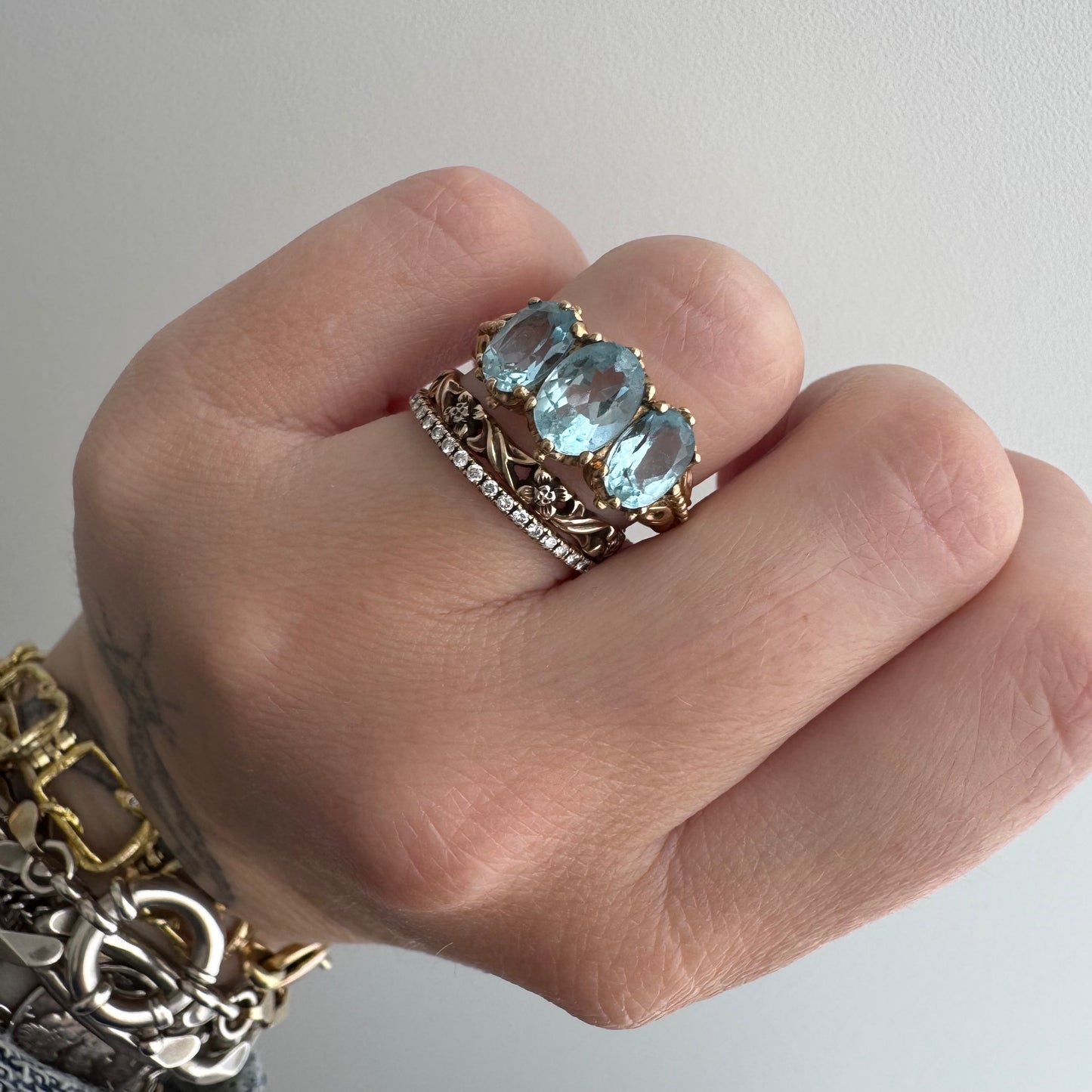 V I N T A G E // blue trilogy / 9k and blue spinel whimsical trilogy ring / size 6.75