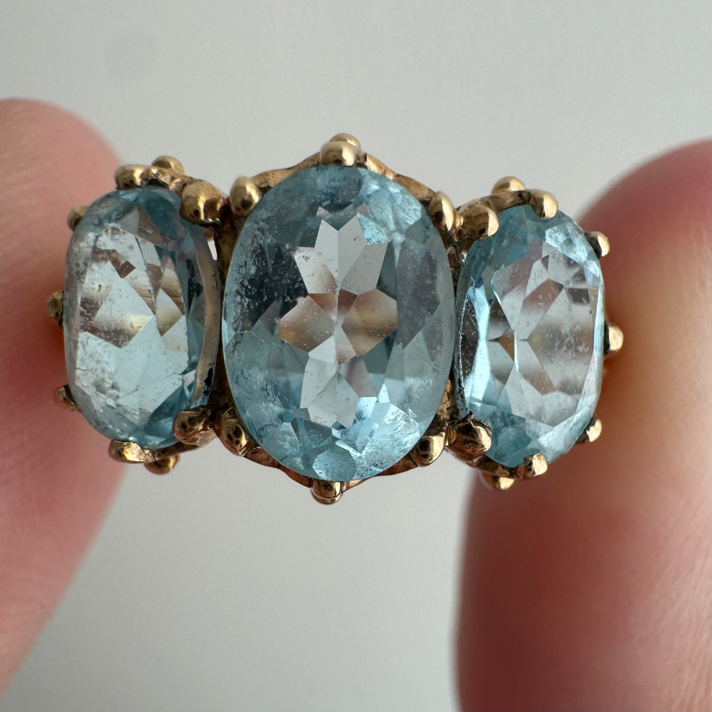 V I N T A G E // blue trilogy / 9k and blue spinel whimsical trilogy ring / size 6.75