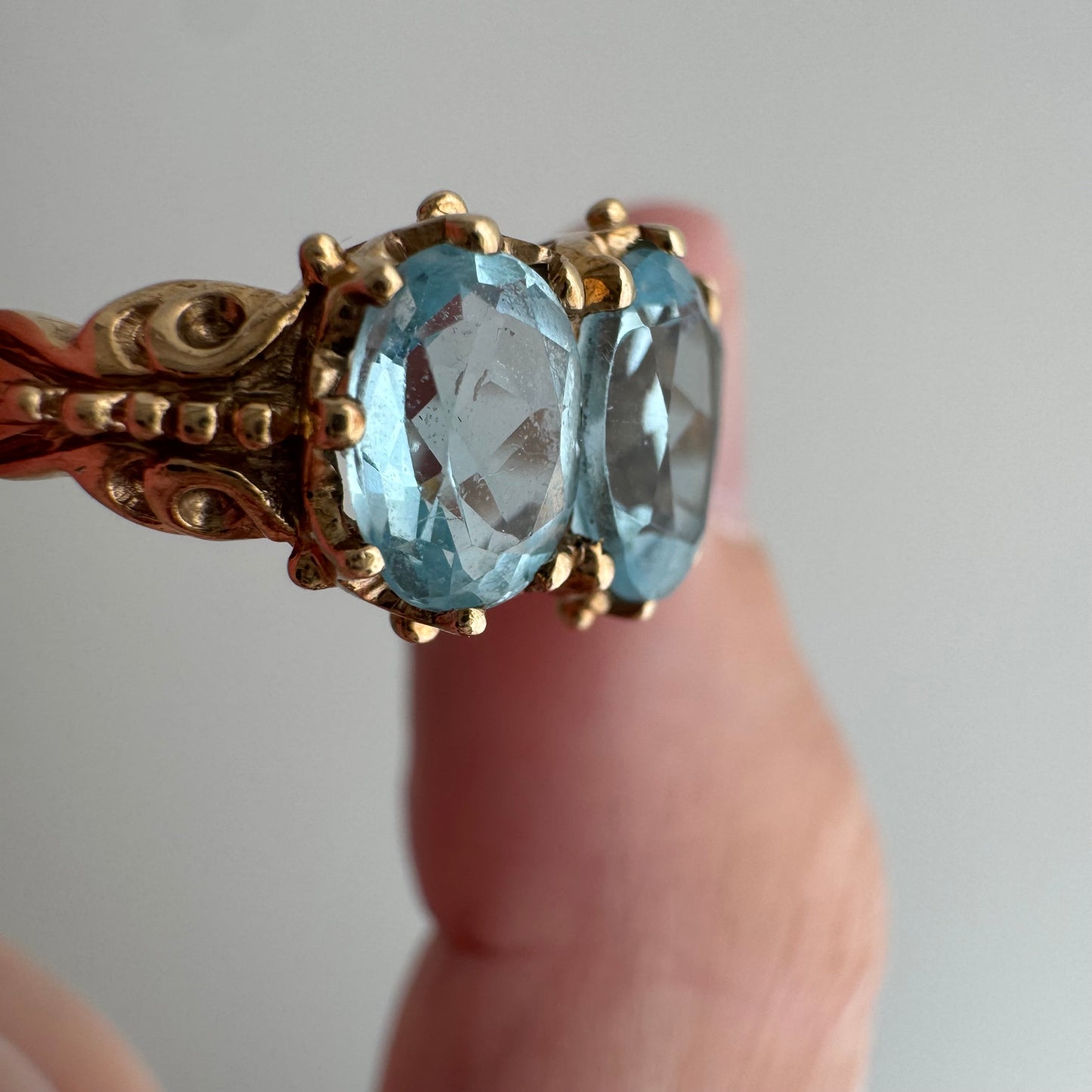 V I N T A G E // blue trilogy / 9k and blue spinel whimsical trilogy ring / size 6.75