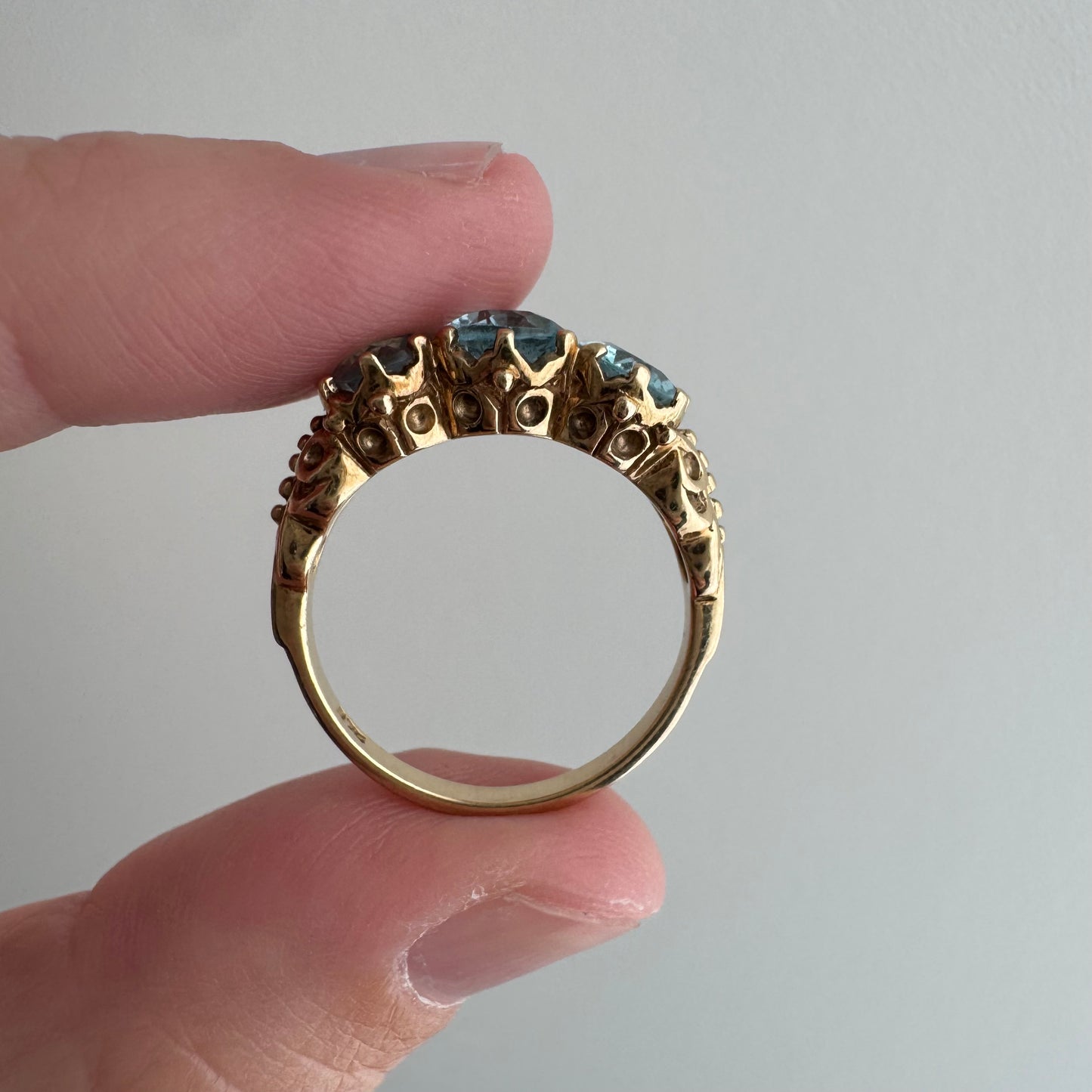 V I N T A G E // blue trilogy / 9k and blue spinel whimsical trilogy ring / size 6.75