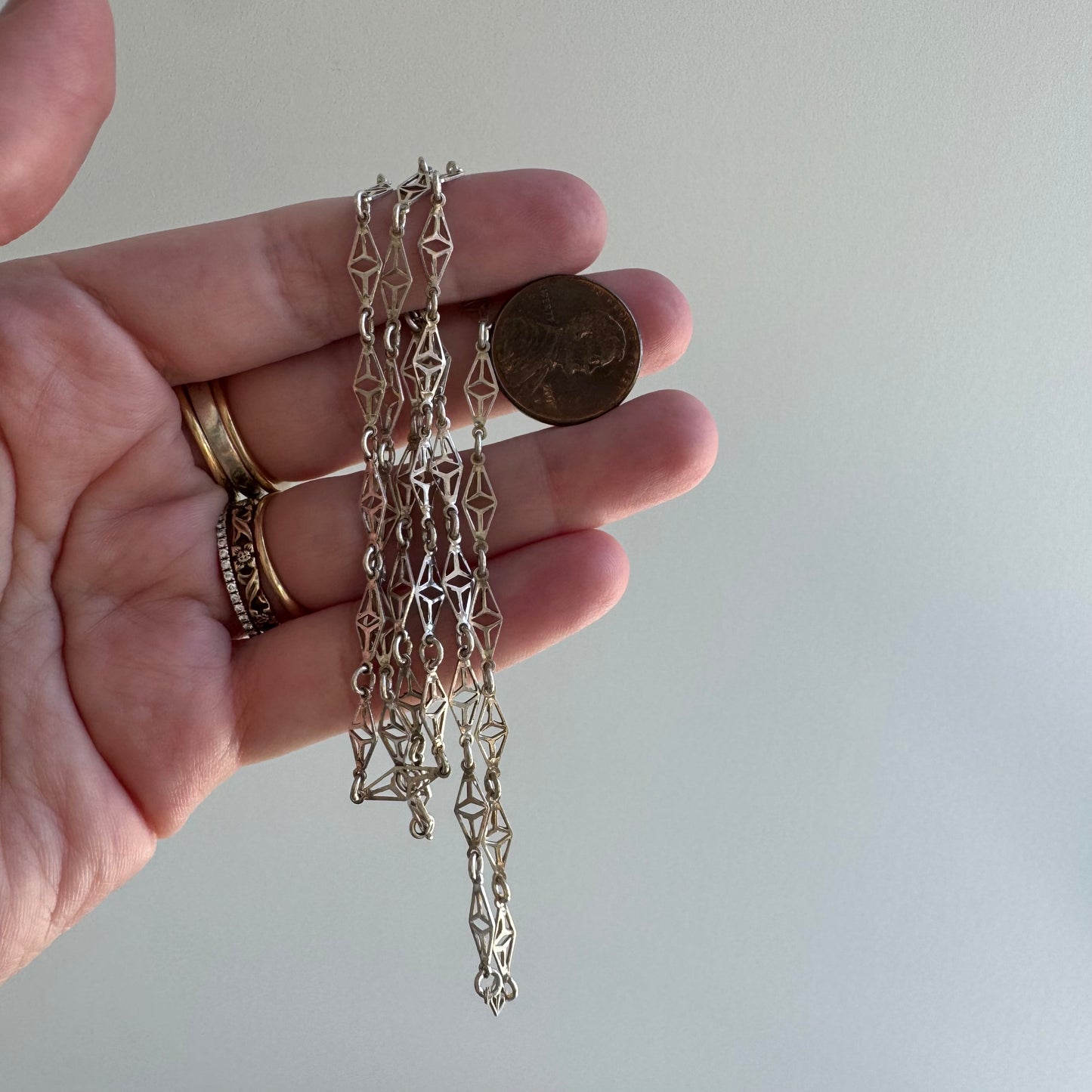 V I N T A G E // string of kites / sterling silver fancy filigree link chain necklace / 23.75", 6g