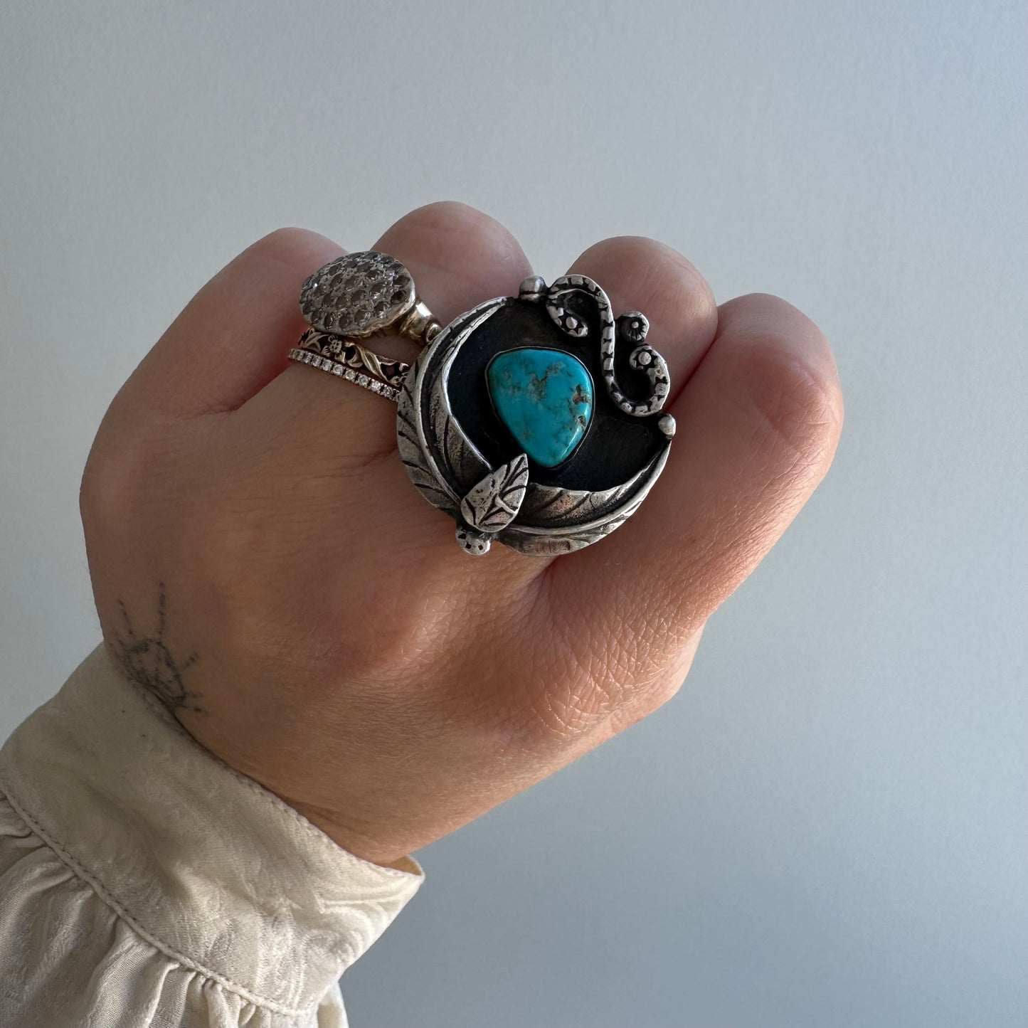 V I N T A G E // infinite change / sterling silver and turquoise statement ring / size 5ish