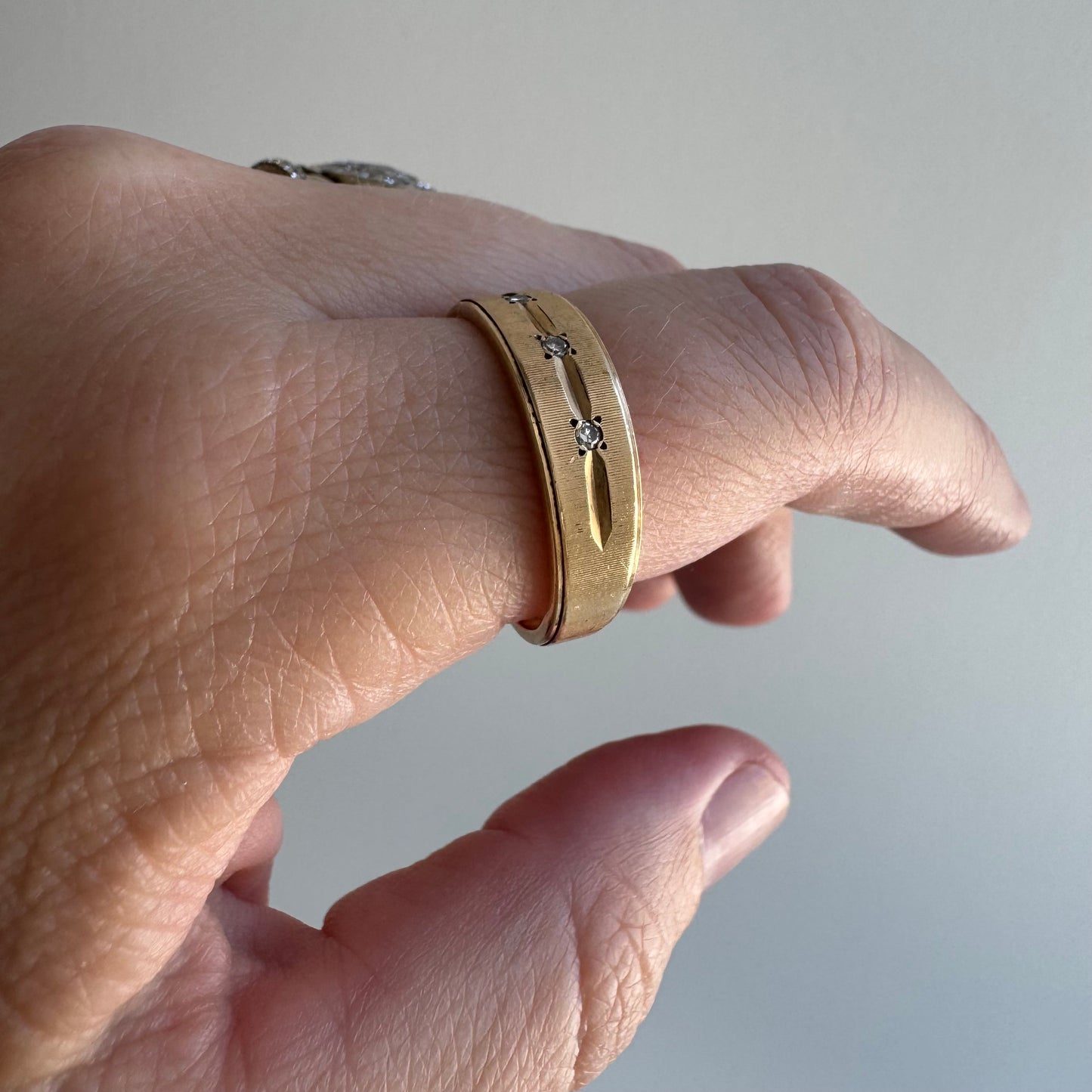 V I N T A G E // subtle stars / 14k and diamond trilogy half eternity tapered wide band / size ~8.75