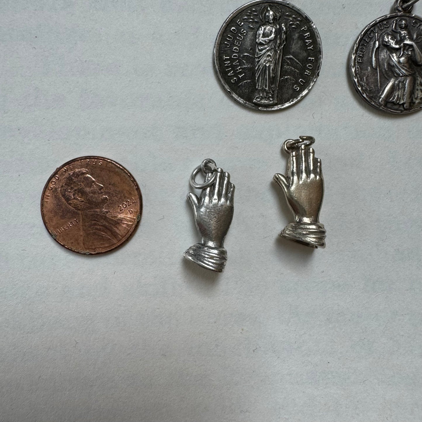 V I N T A G E // significant symbols / assortment of religious & prayer charms and pendants