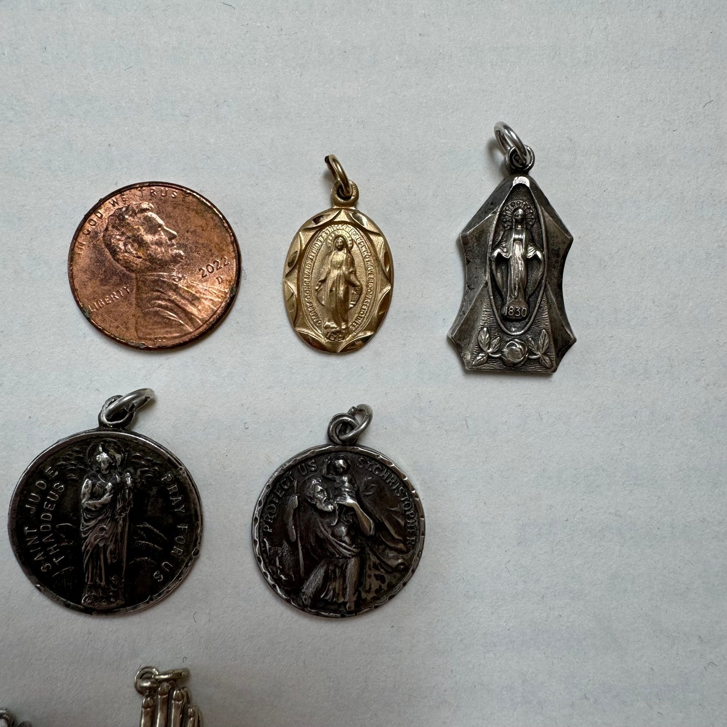 V I N T A G E // significant symbols / assortment of religious & prayer charms and pendants