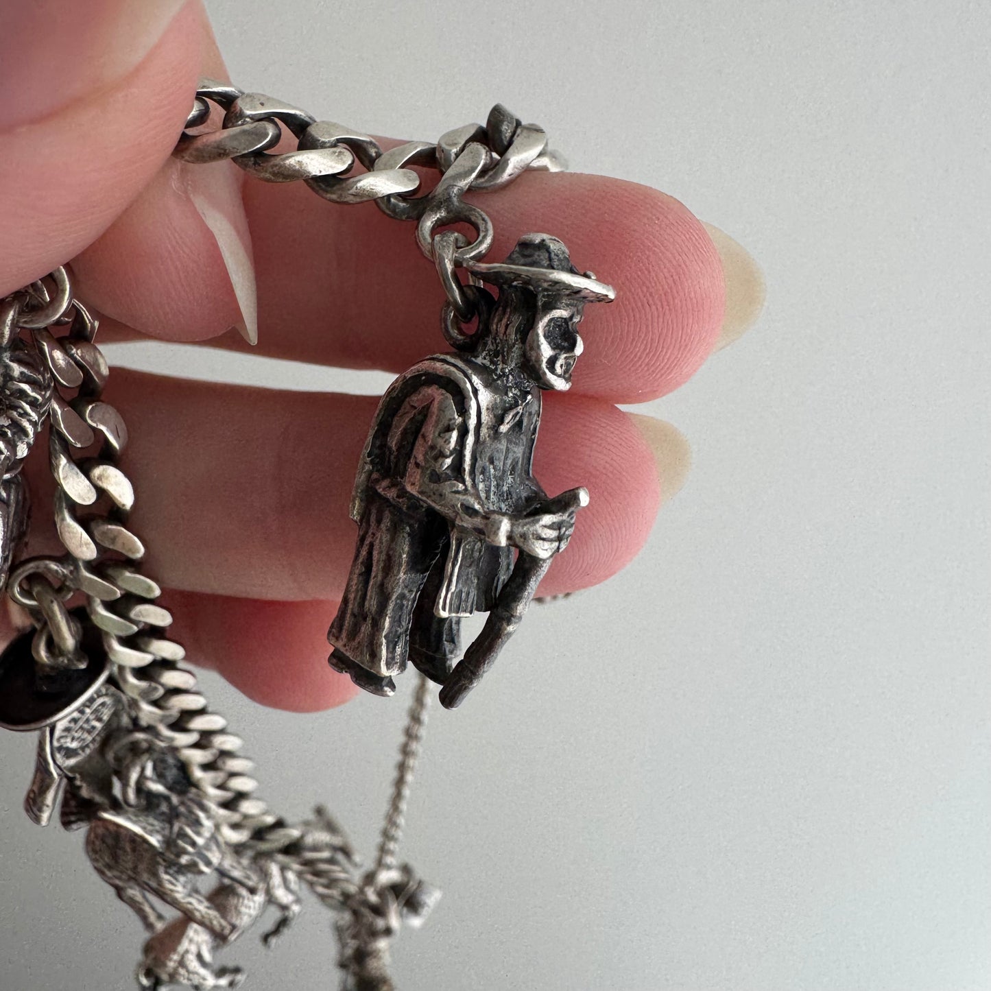 V I N T A G E // many milagros / sterling silver older Mexican charm bracelet / 6.5", 52.3g
