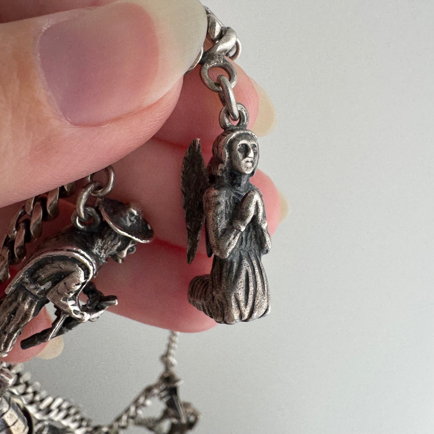 V I N T A G E // many milagros / sterling silver older Mexican charm bracelet / 6.5", 52.3g