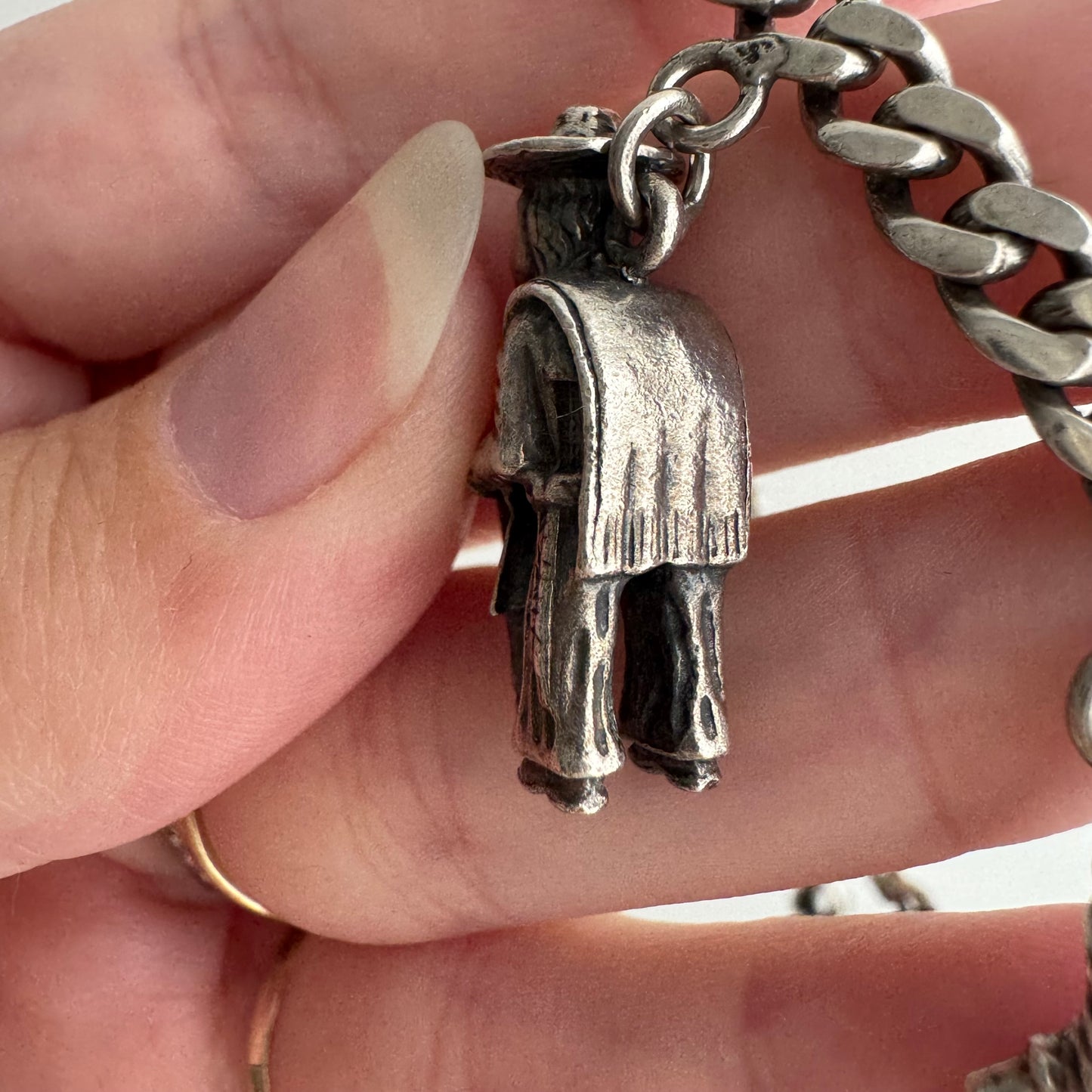 V I N T A G E // many milagros / sterling silver older Mexican charm bracelet / 6.5", 52.3g
