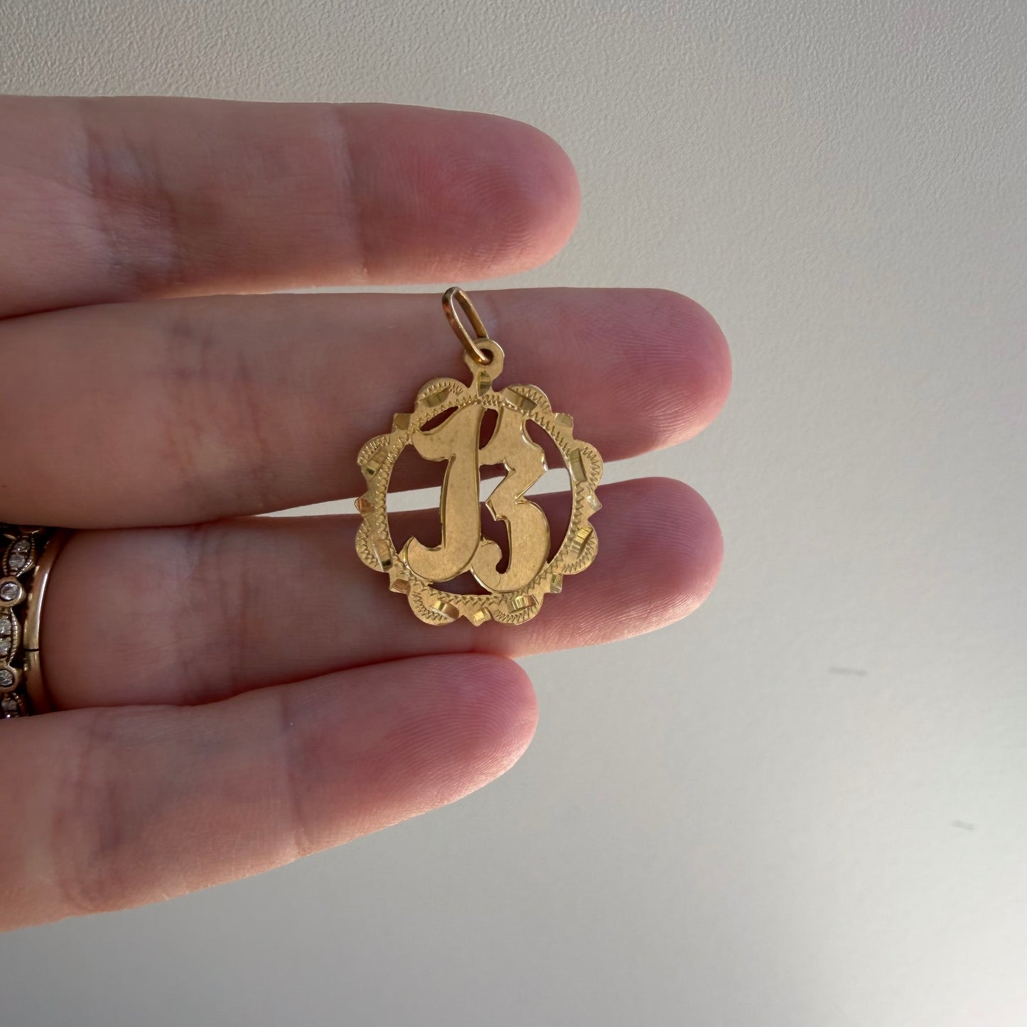 V I N T A G E // lucky 13 / 12k marked 14k yellow gold lucky talisman / a pendant charm