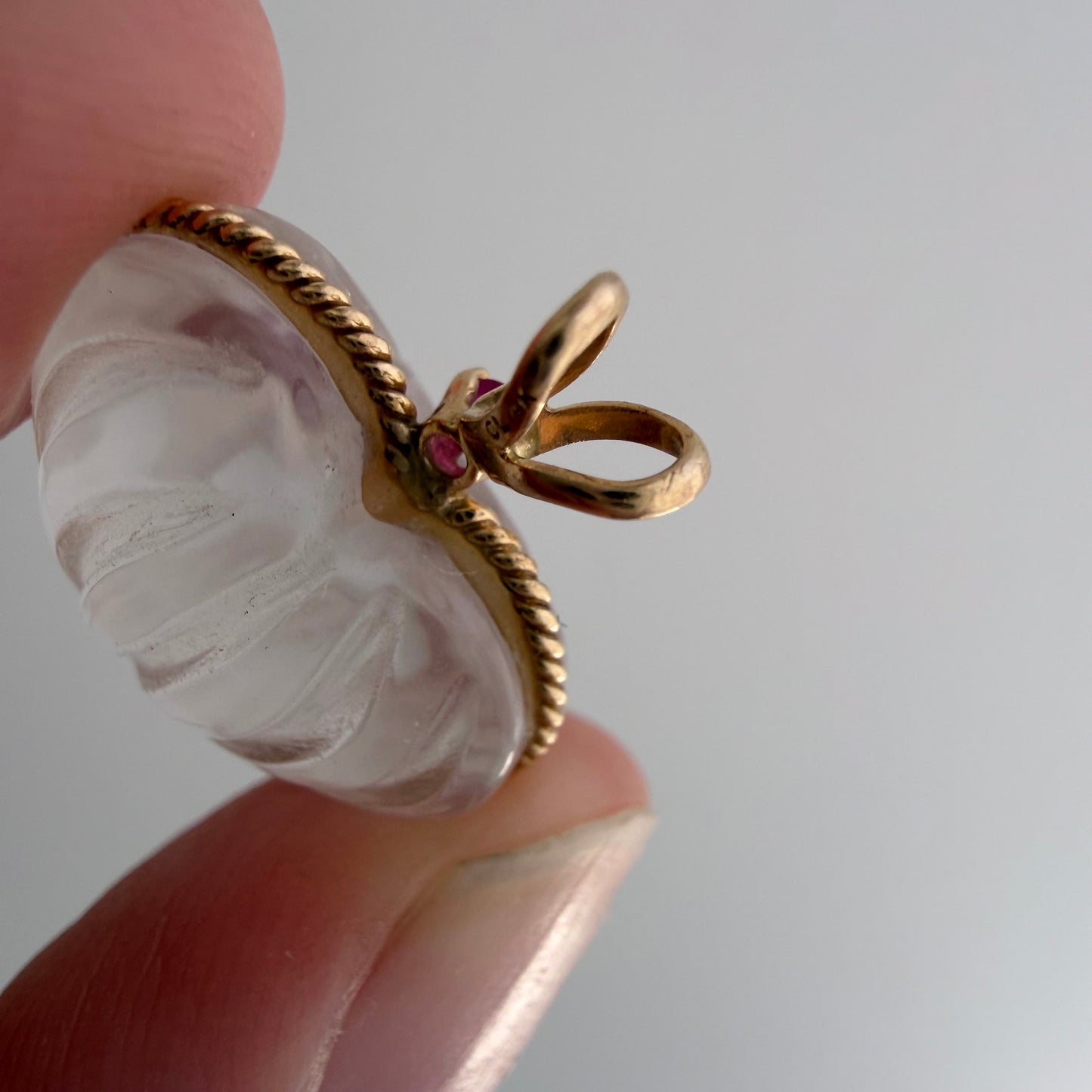 V I N T A G E // clarity of heart / 14k and carved rock crystal heart / a pendant