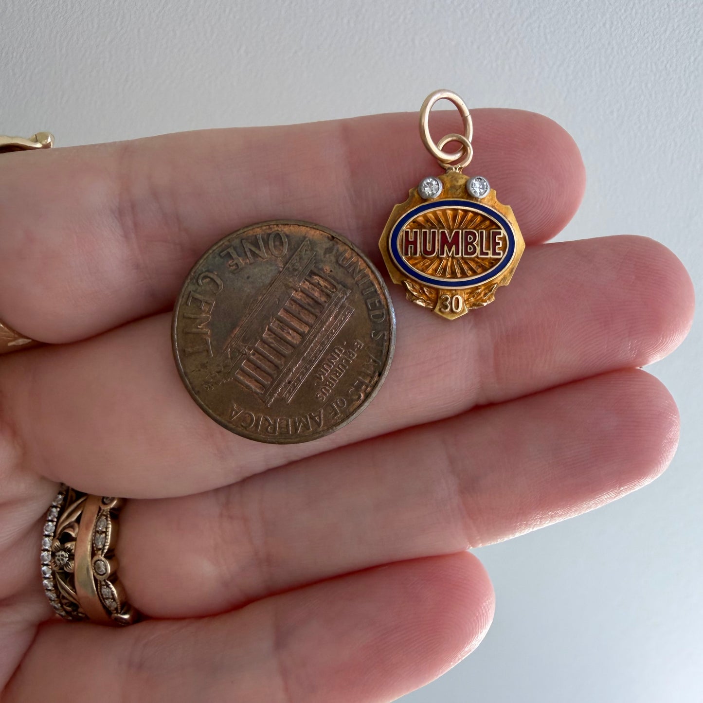 V I N T A G E // humble / 10k with enamel and diamond humble service award / a pin conversion pendant