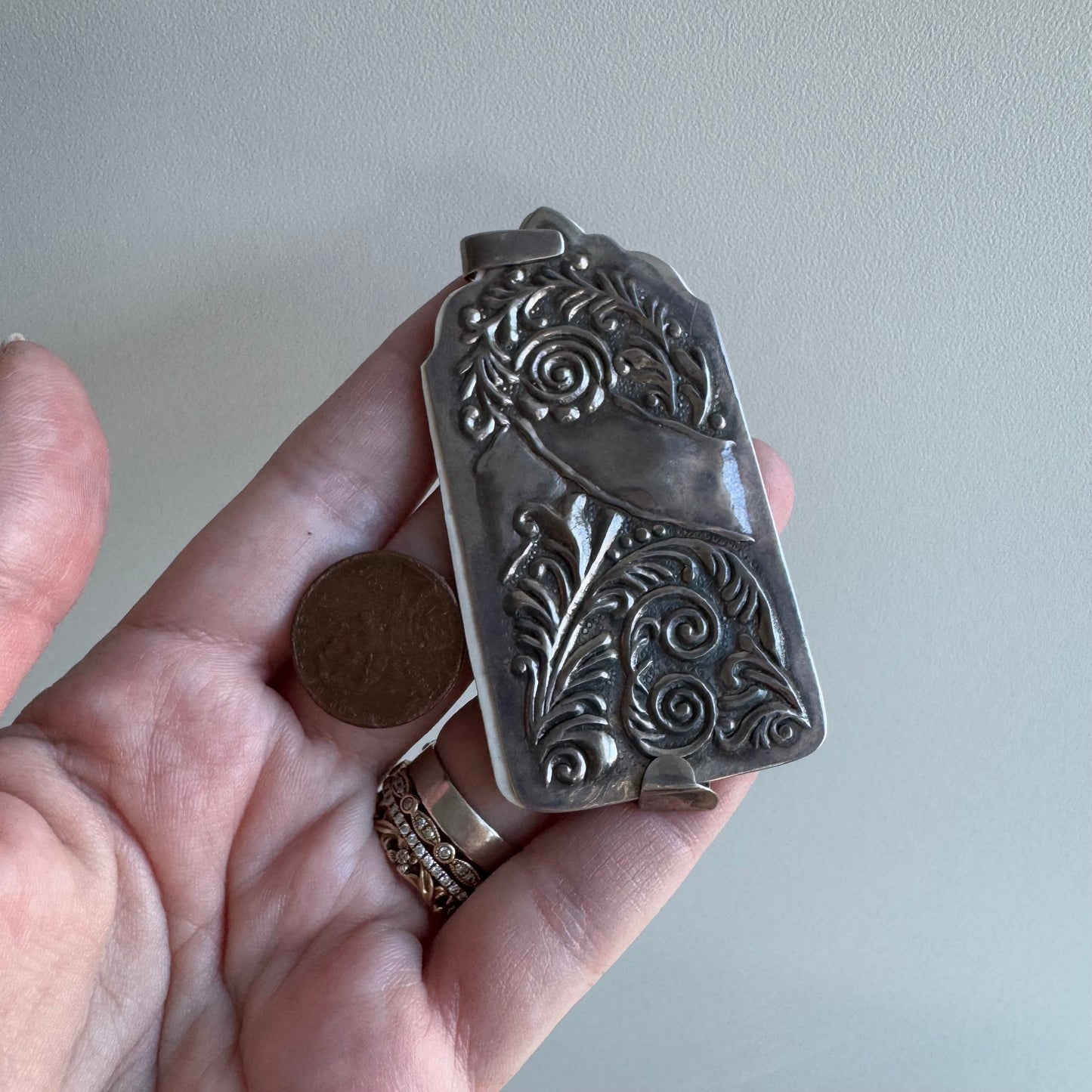 V I N T A G E // make a date / sterling silver and paper calendar / a pendant