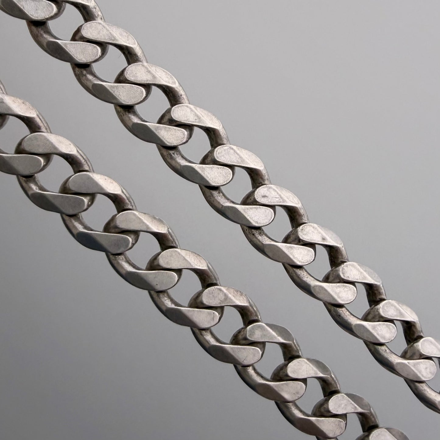 LIKE A LIVE // perfect curb chain / sterling silver chunky heavy flat chain / 30.75", 85g