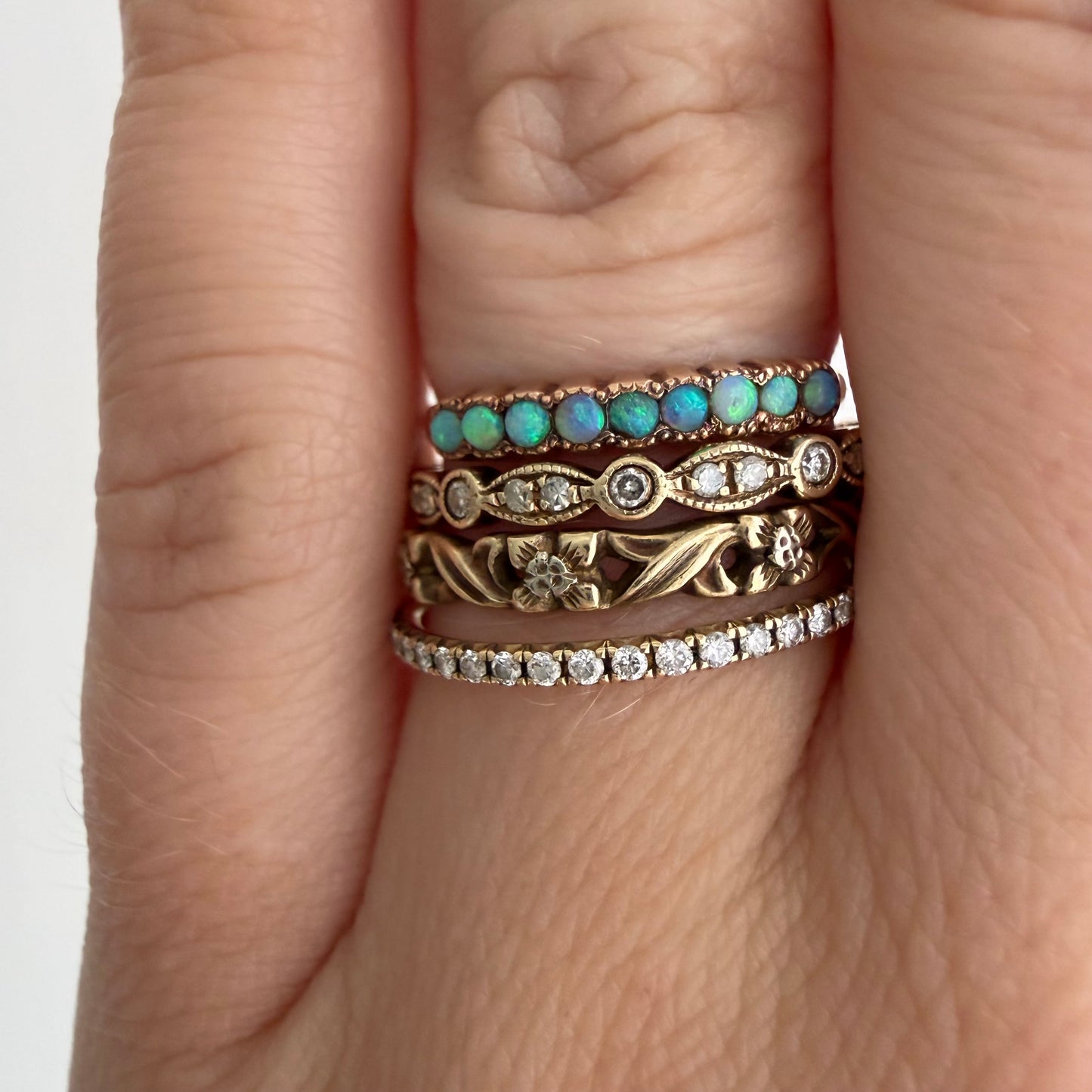 A N T I Q U E // rainbow magic / 10k rose gold band with opals / size 4