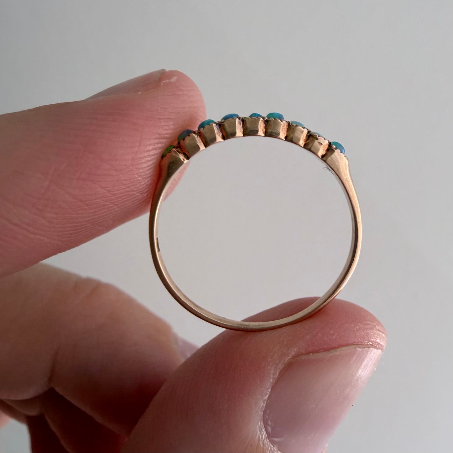 A N T I Q U E // rainbow magic / 10k rose gold band with opals / size 4