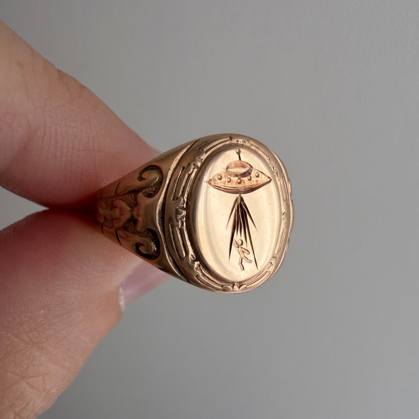 reimagined A N T I Q U E // beam us up / edwardian era 10k rosy gold signet ring + new UFO and willing passenger / size 6.5