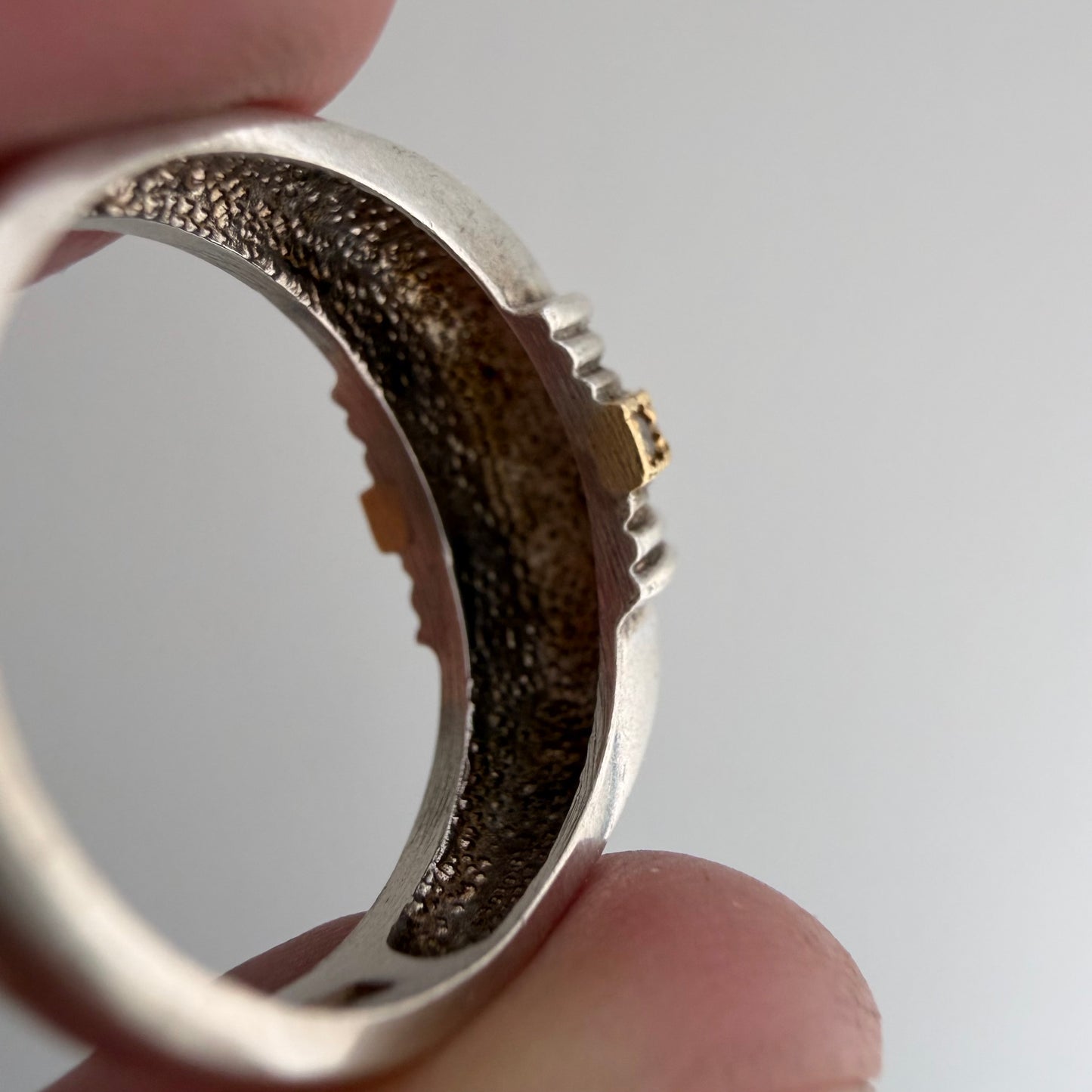 E S T A T E // 1940s lines / sterling silver + 10k + diamond ribbed arch ring / size 6.75