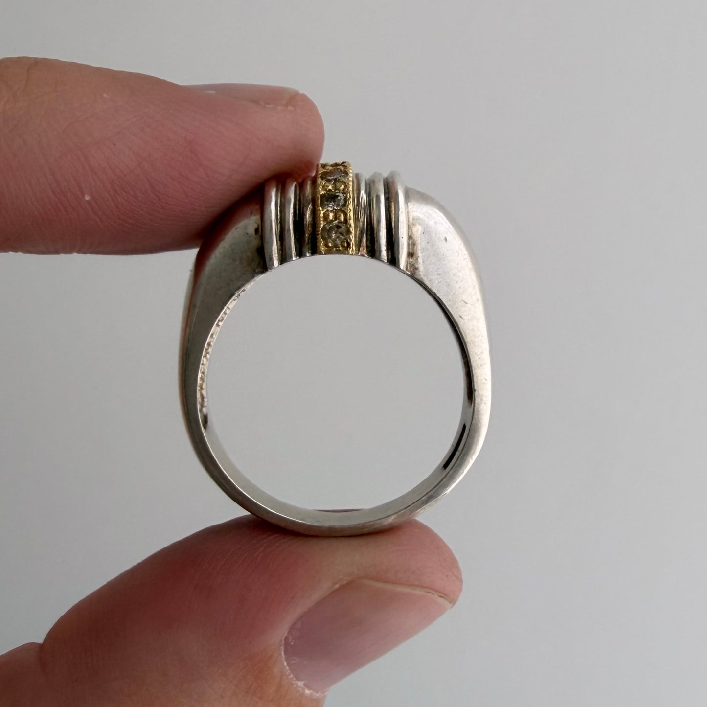 E S T A T E // 1940s lines / sterling silver + 10k + diamond ribbed arch ring / size 6.75
