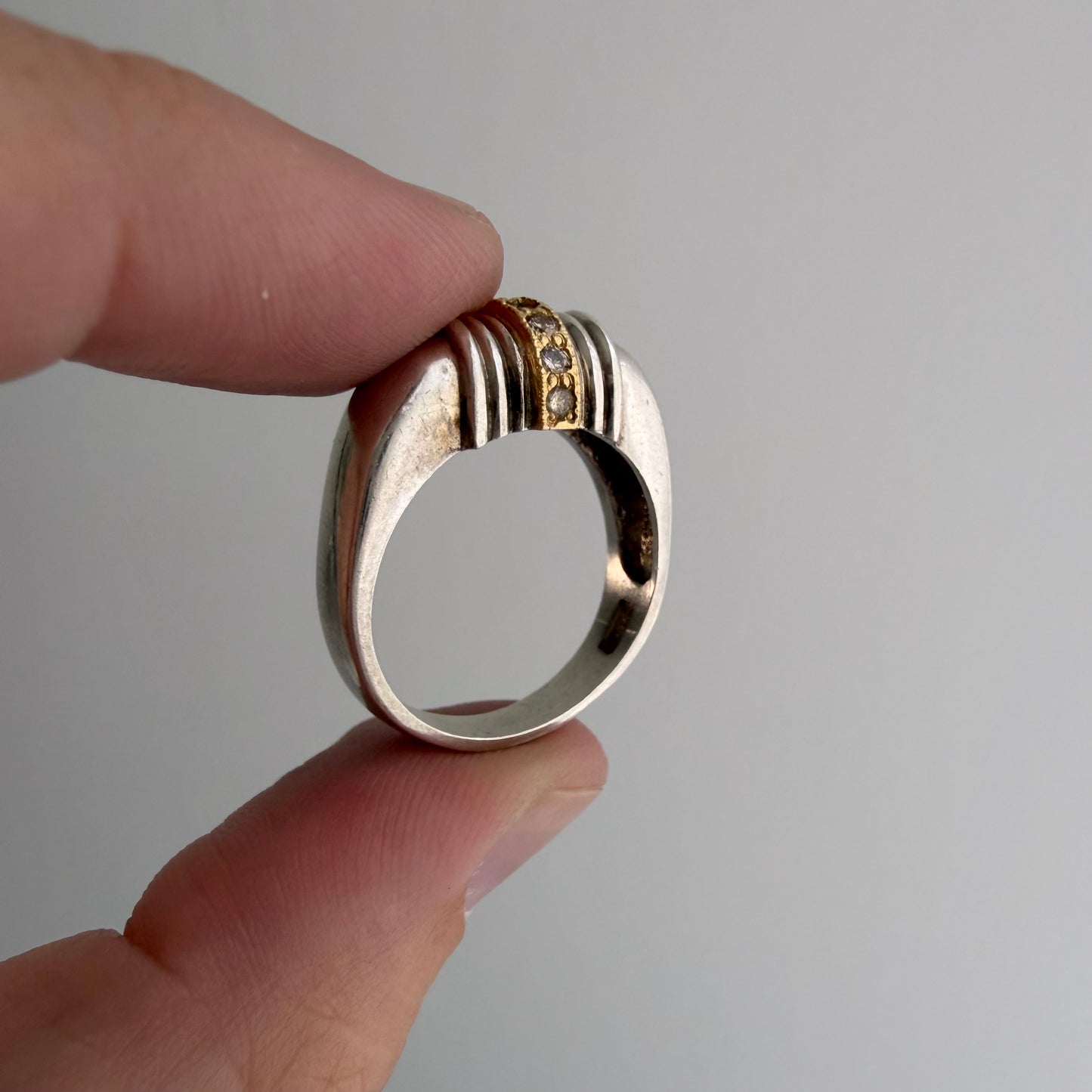 E S T A T E // 1940s lines / sterling silver + 10k + diamond ribbed arch ring / size 6.75