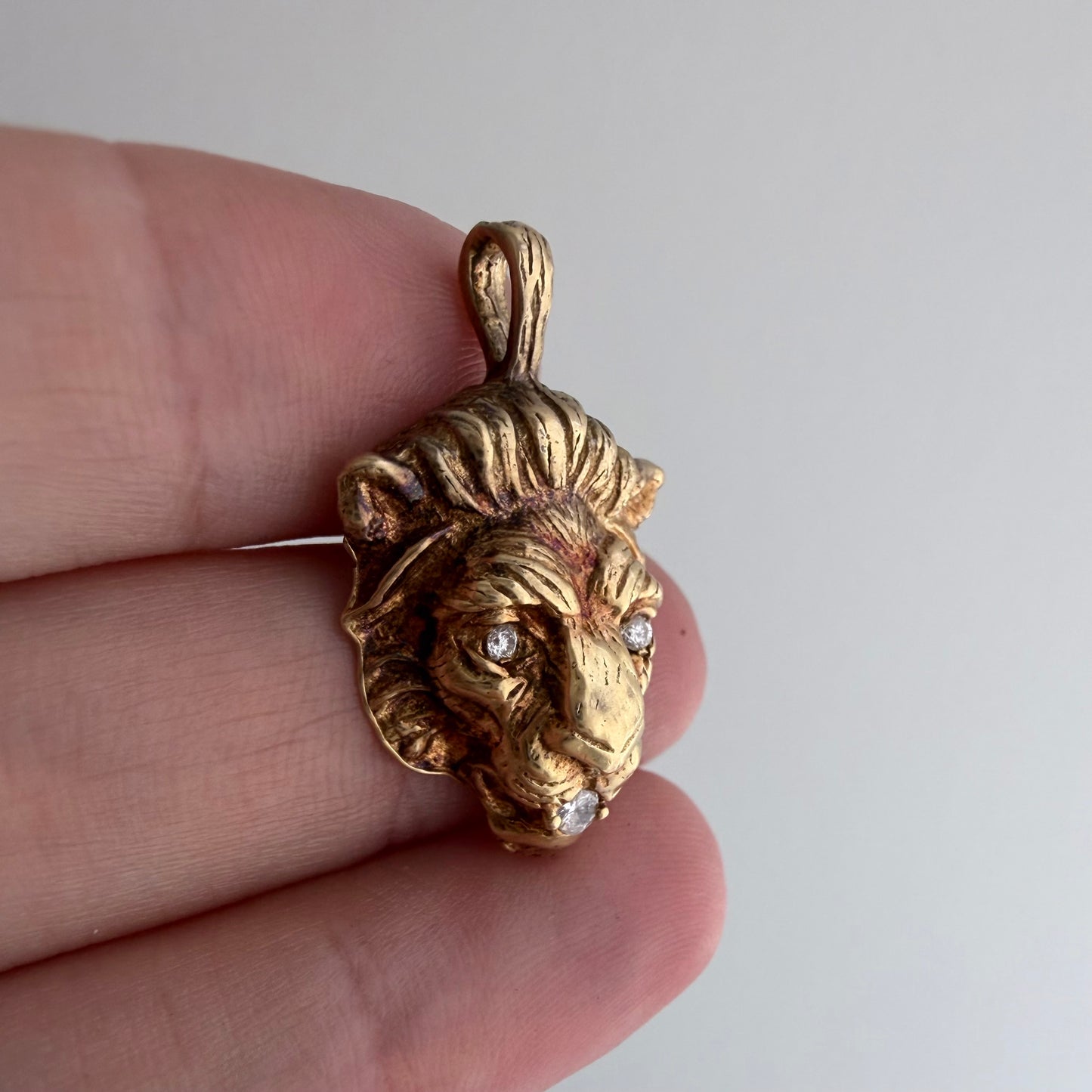 V I N T A G E // diamond grin / solid 14k yellow gold and diamond lion face / a pendant
