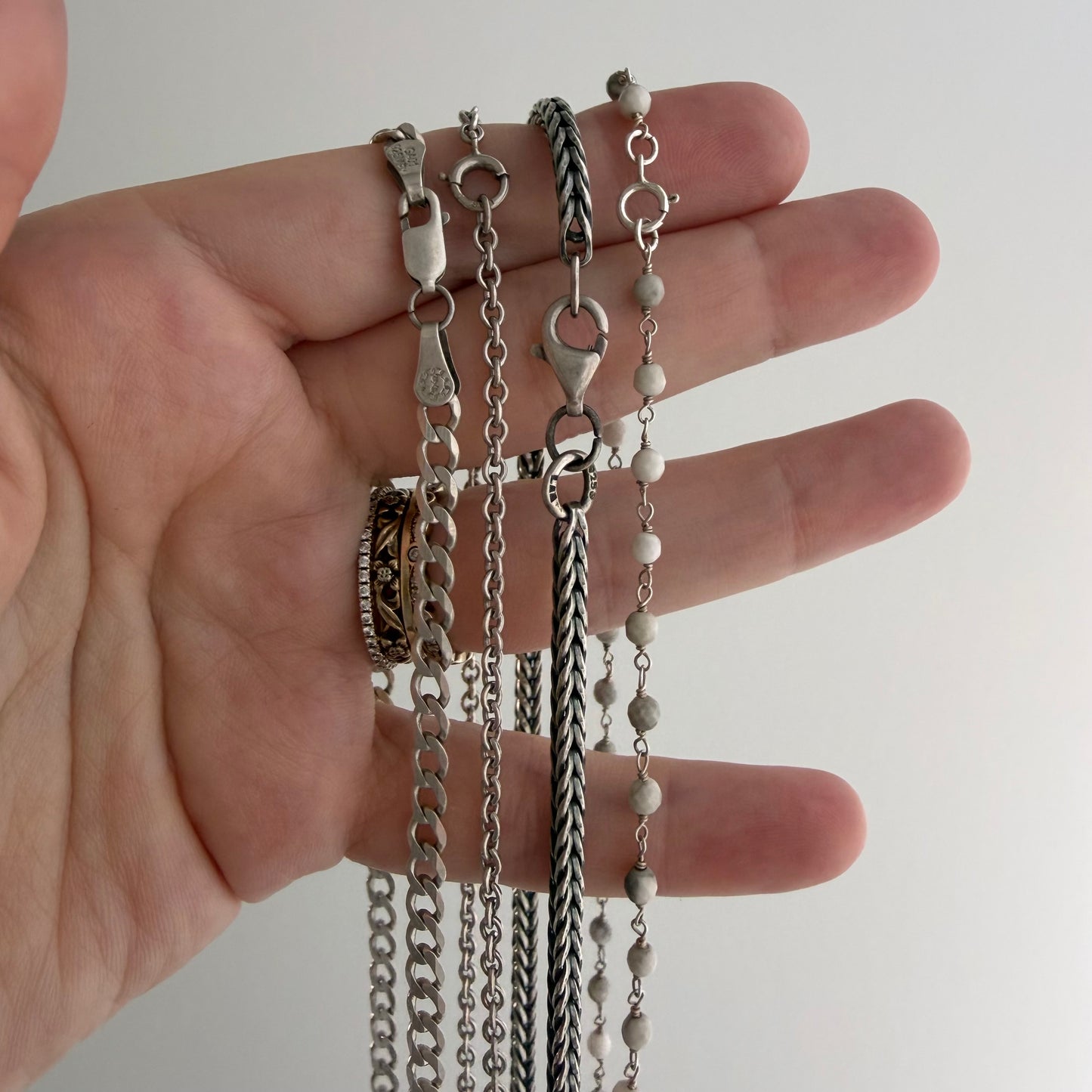 LIKE A LIVE // sterling silver pendant chains