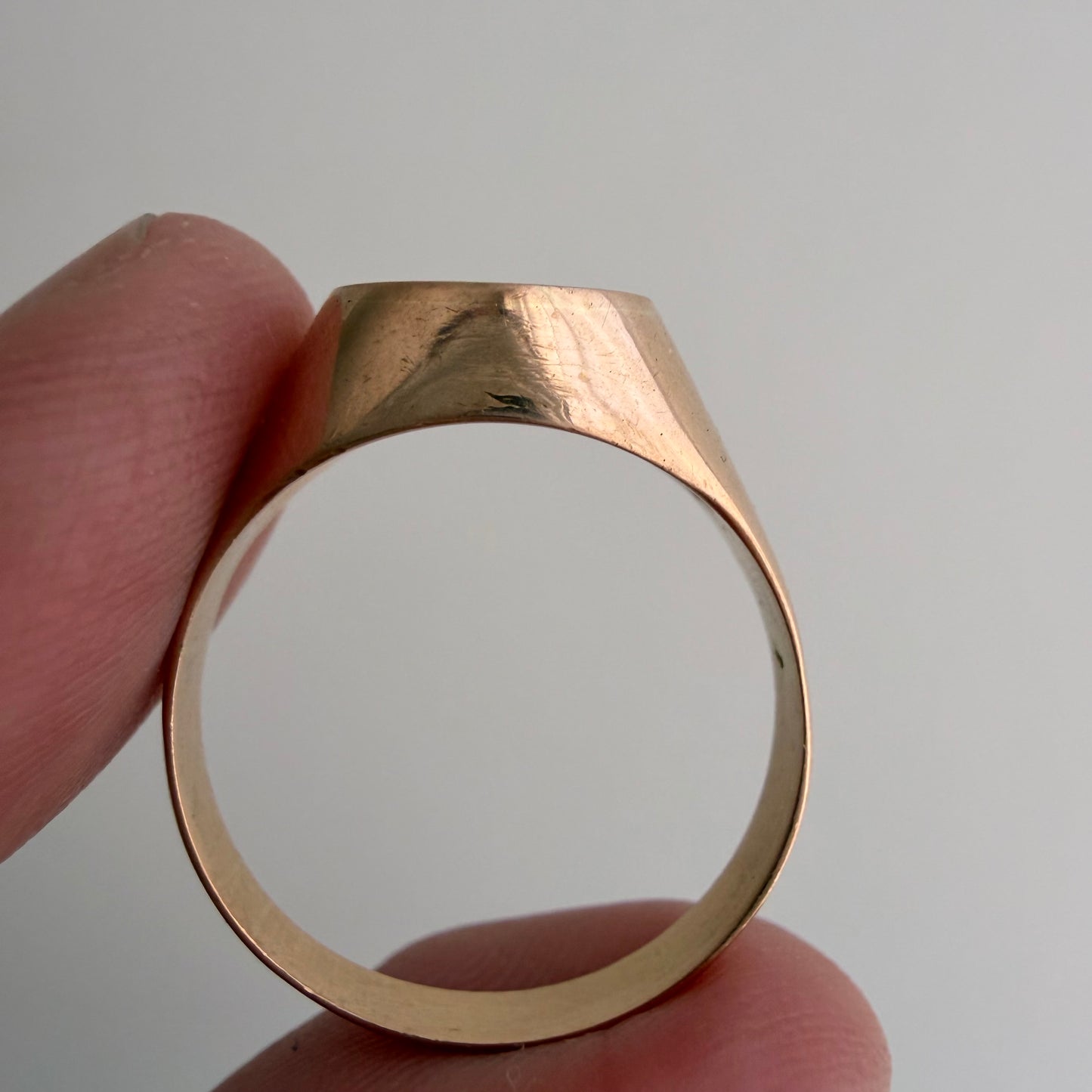 reimagined V I N T A G E // the best witch / 18k rosy yellow gold and diamond round witch signet / size ~6