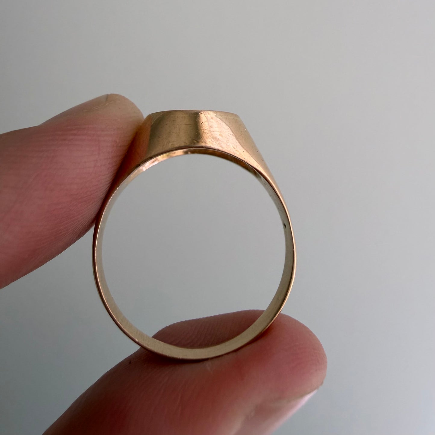 reimagined V I N T A G E // the best witch / 18k rosy yellow gold and diamond round witch signet / size ~6