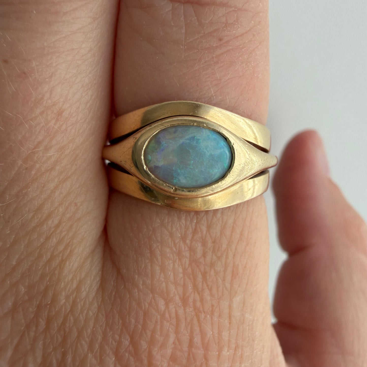 V I N T A G E // opal eye / modernist flush set opal instant stack ring / size 5.25 to 6.25