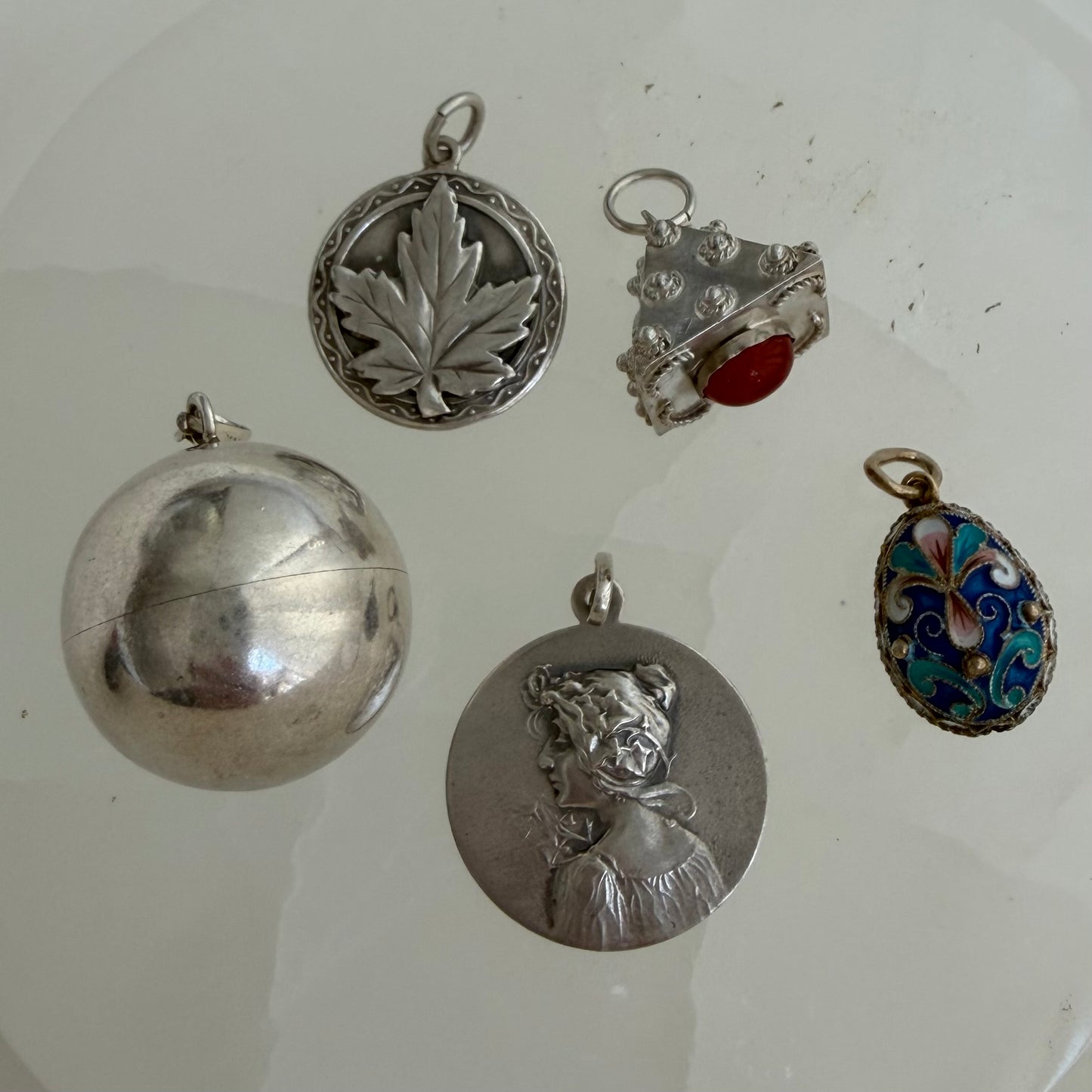 LIKE A LIVE // Alemany Flea Market find / silver pendants