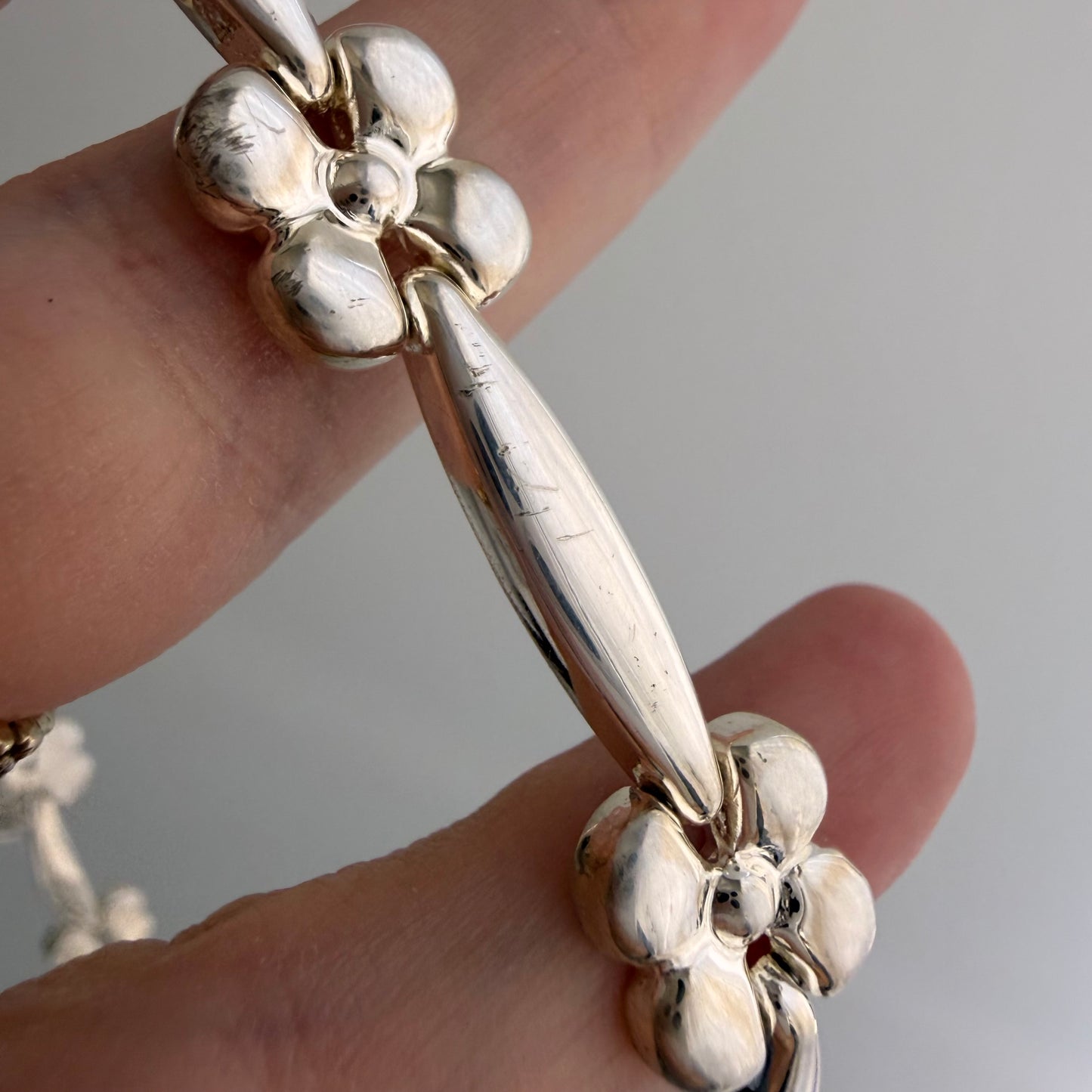 LIKE A LIVE // Alemany Flea Market find / necklace and bracelet set