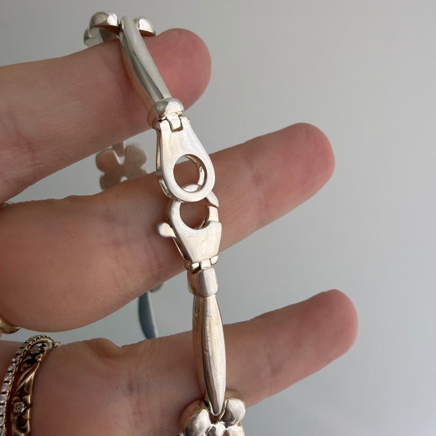 LIKE A LIVE // Alemany Flea Market find / necklace and bracelet set