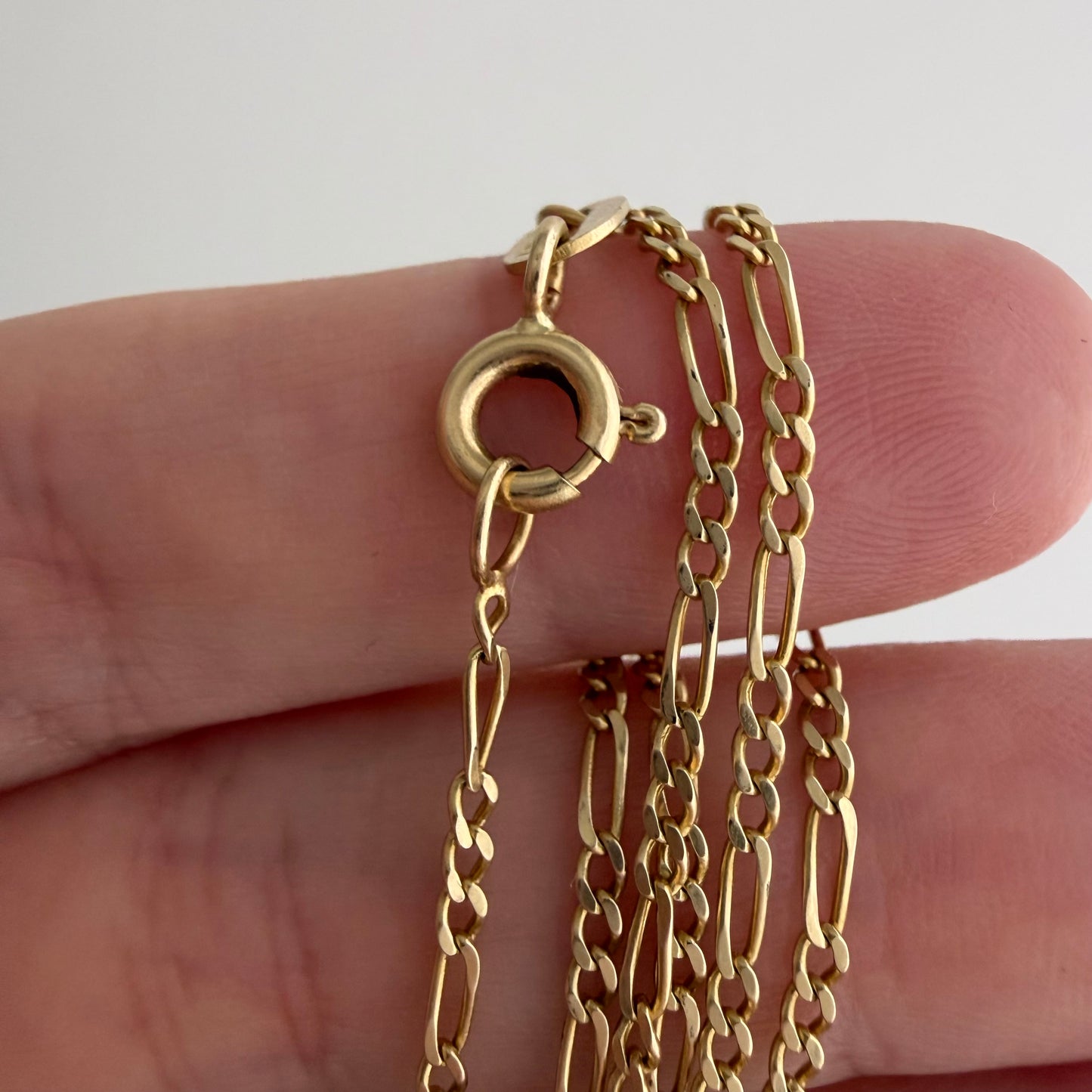 V I N T A G E // everyday figaro / 14k yellow gold dainty figaro link chain necklace / 19.25", 3.2g