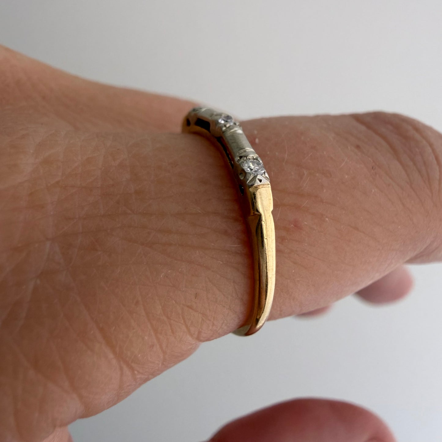 A N T I Q U E // melee magic / 14k yellow and white gold art deco trilogy diamond band / size 7.25