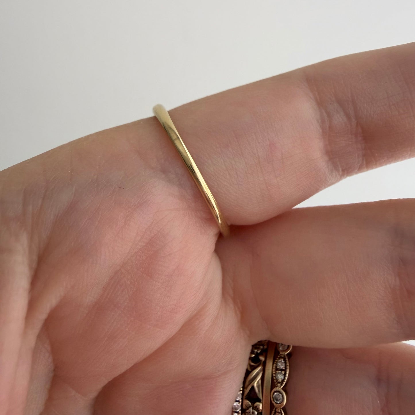 A N T I Q U E // melee magic / 14k yellow and white gold art deco trilogy diamond band / size 7.25
