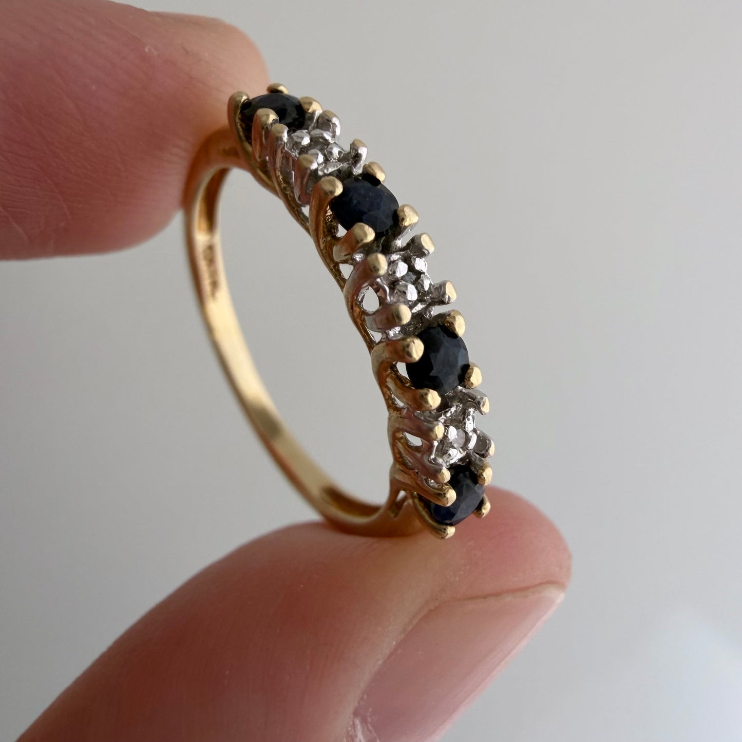 V I N T A G E // topaz hopscotch / 10k half eternity band with topaz and diamonds / size 6.75